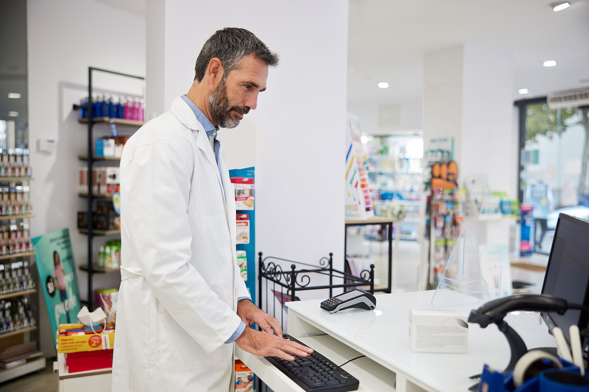 泸州中等卫生职业学校药剂专业未来发展前景广阔