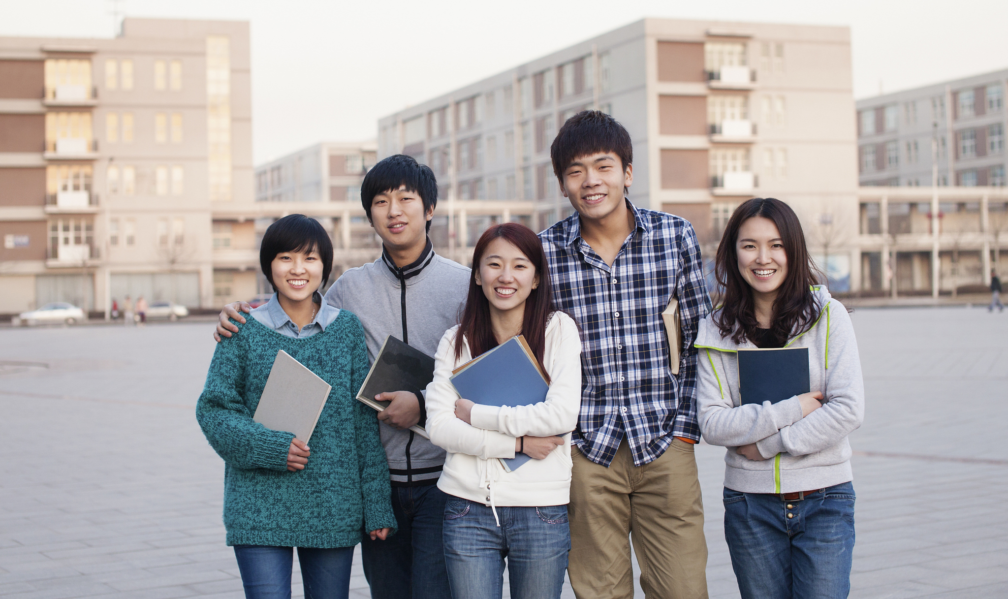 青春校园里的奋斗：男生女生各自的体验