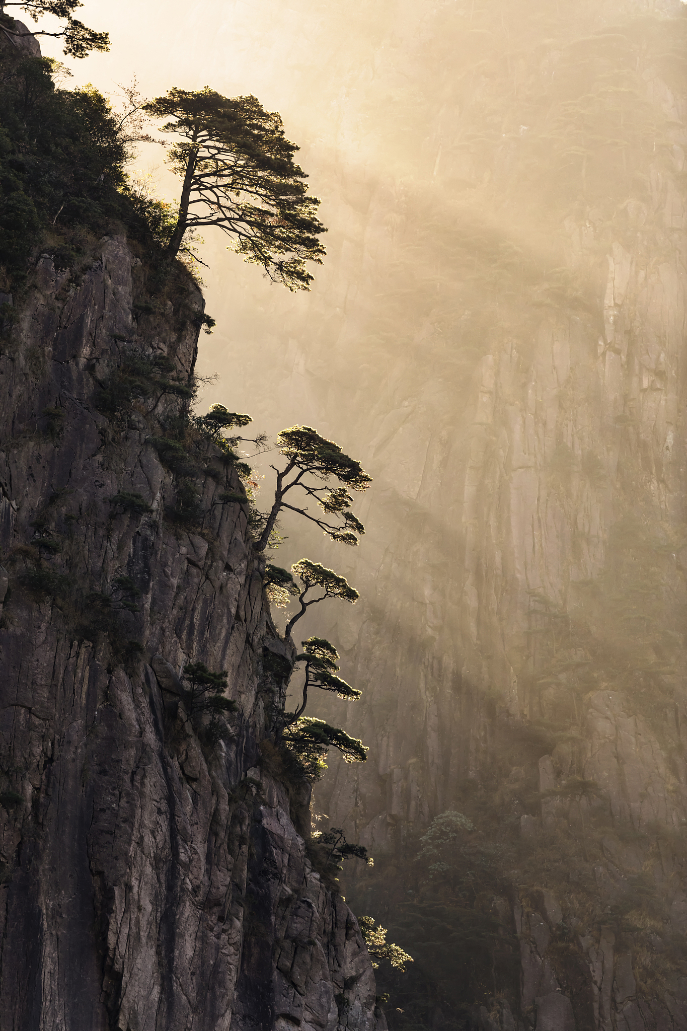 黄山日出登山路线规划：西海大峡谷路线推荐