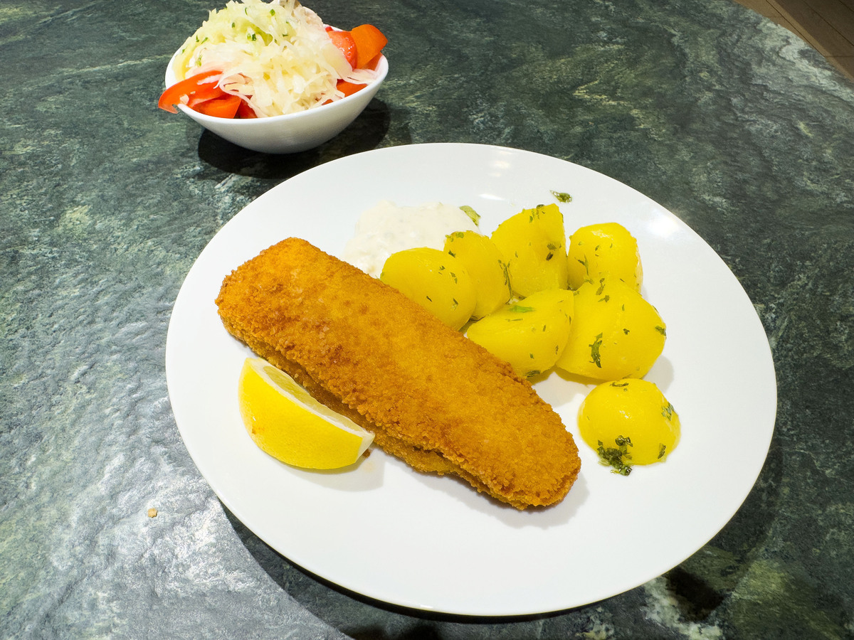 正宗的哥伦比亚炸玉米饼是由什么制作成的里面有什么？