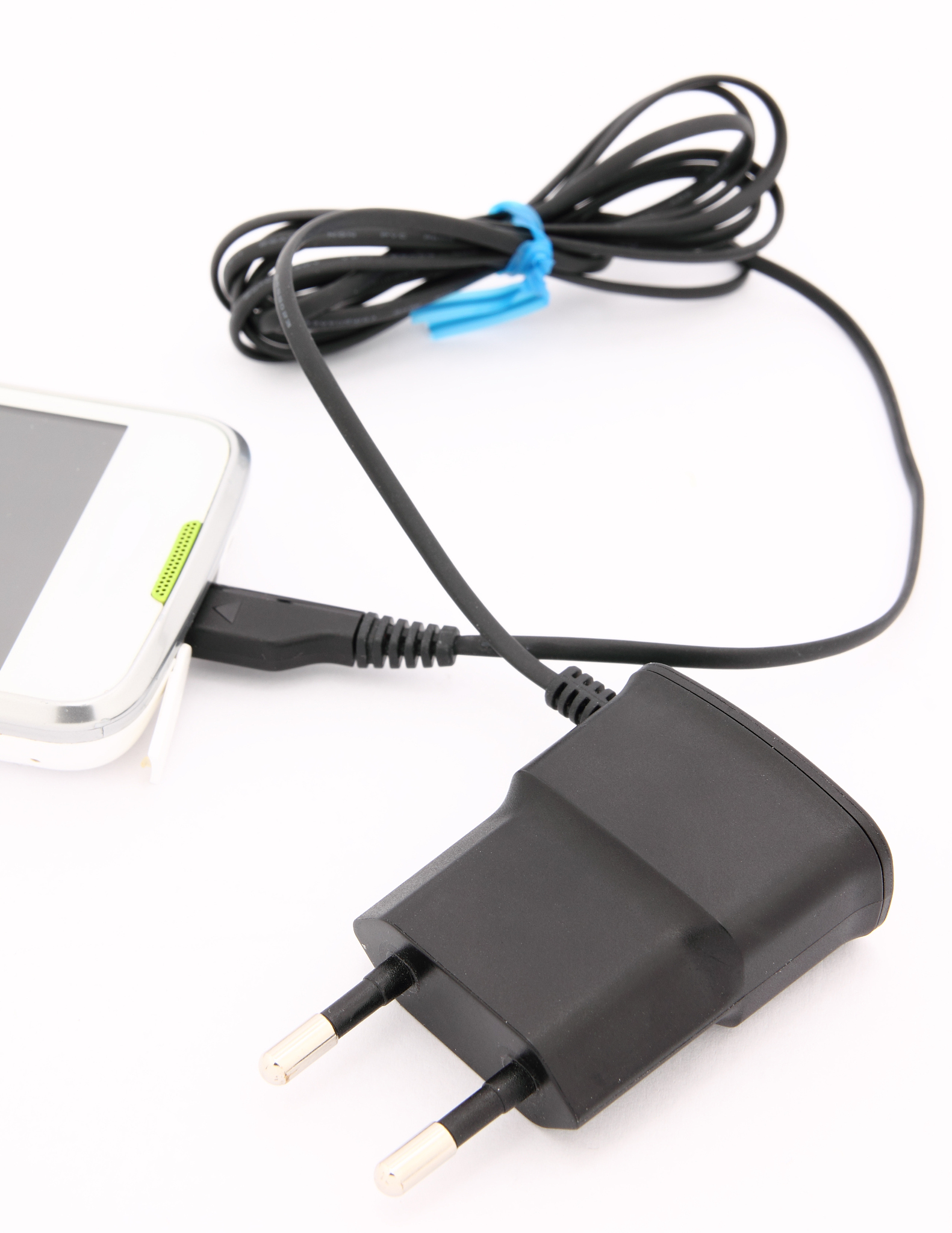 12V2A电源适配器延长线电流变化计算 - 1平方双线10米