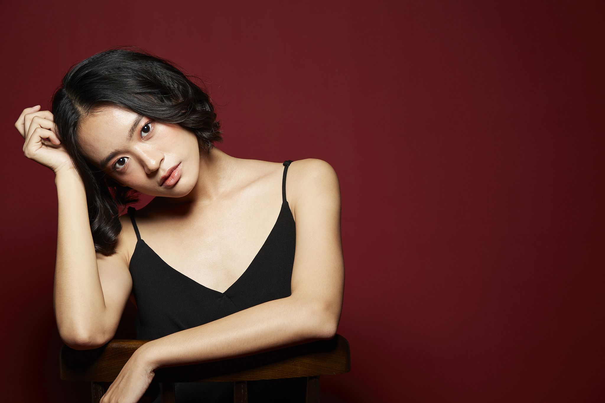 辛芷蕾壁纸下载网站推荐 - 海量壁纸任你选