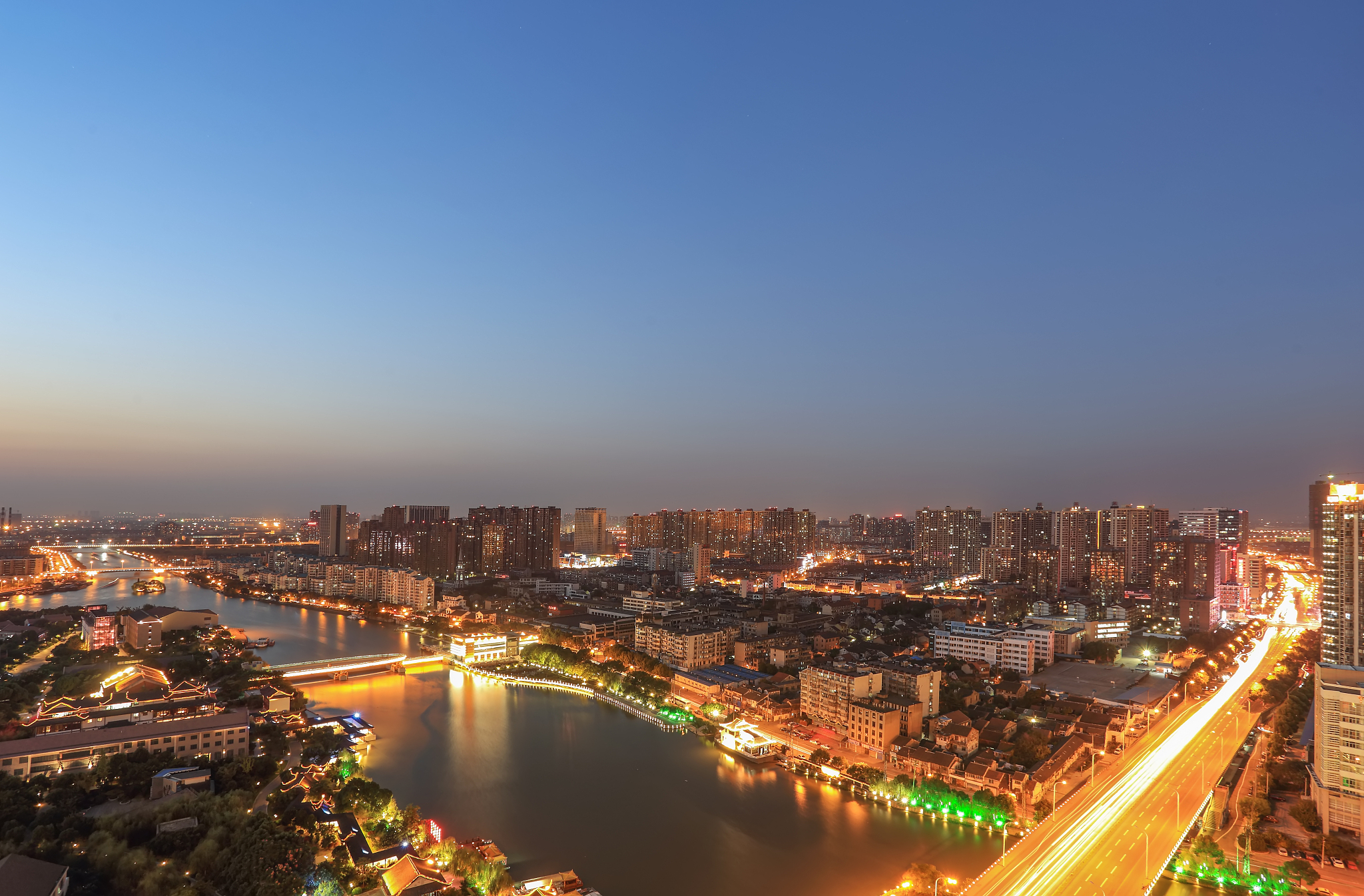 现代都市风光夜景