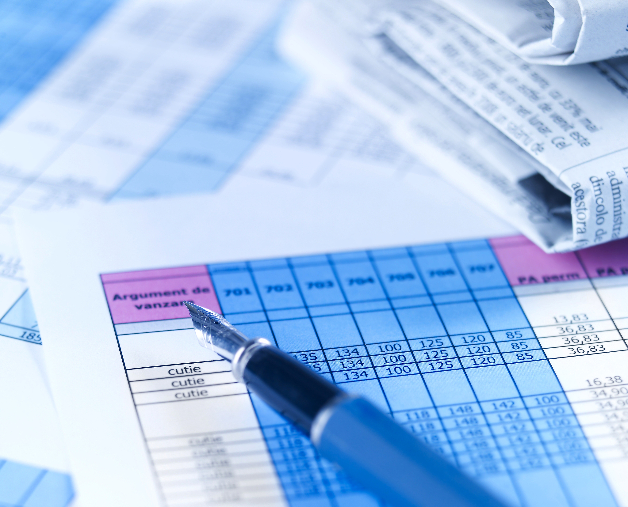 经过在会计与财务管理实训课月末业务记账凭证的编制谈谈你对企业月末业务的分析理解