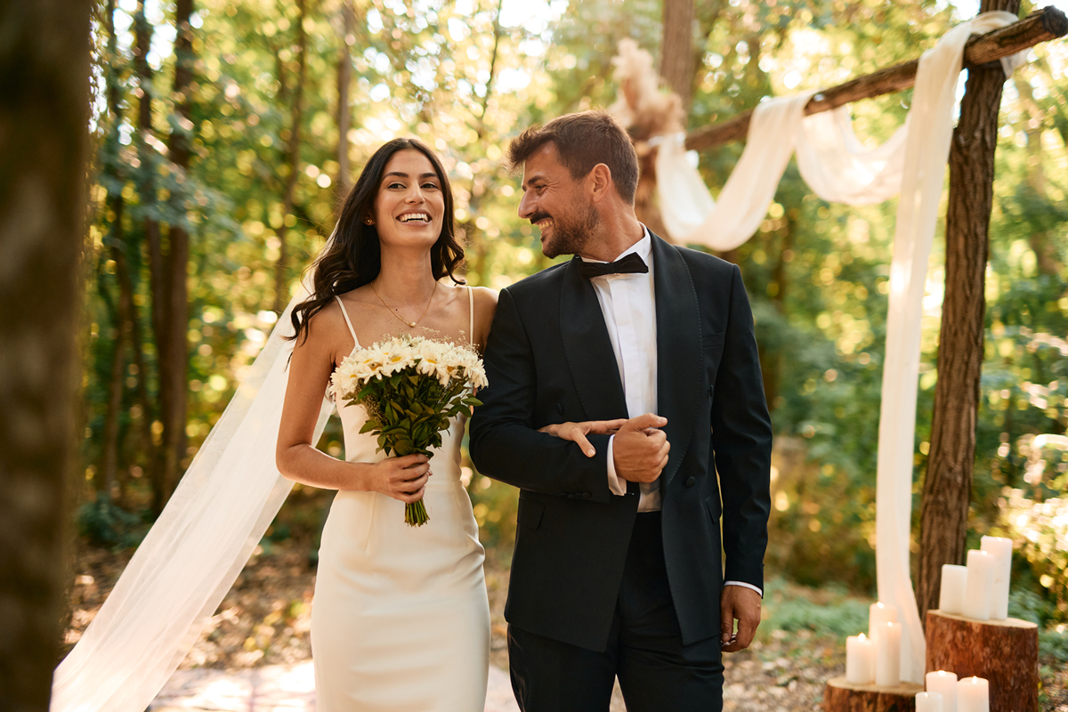 丈夫要求妻子整容：婚姻该不该以貌取人？