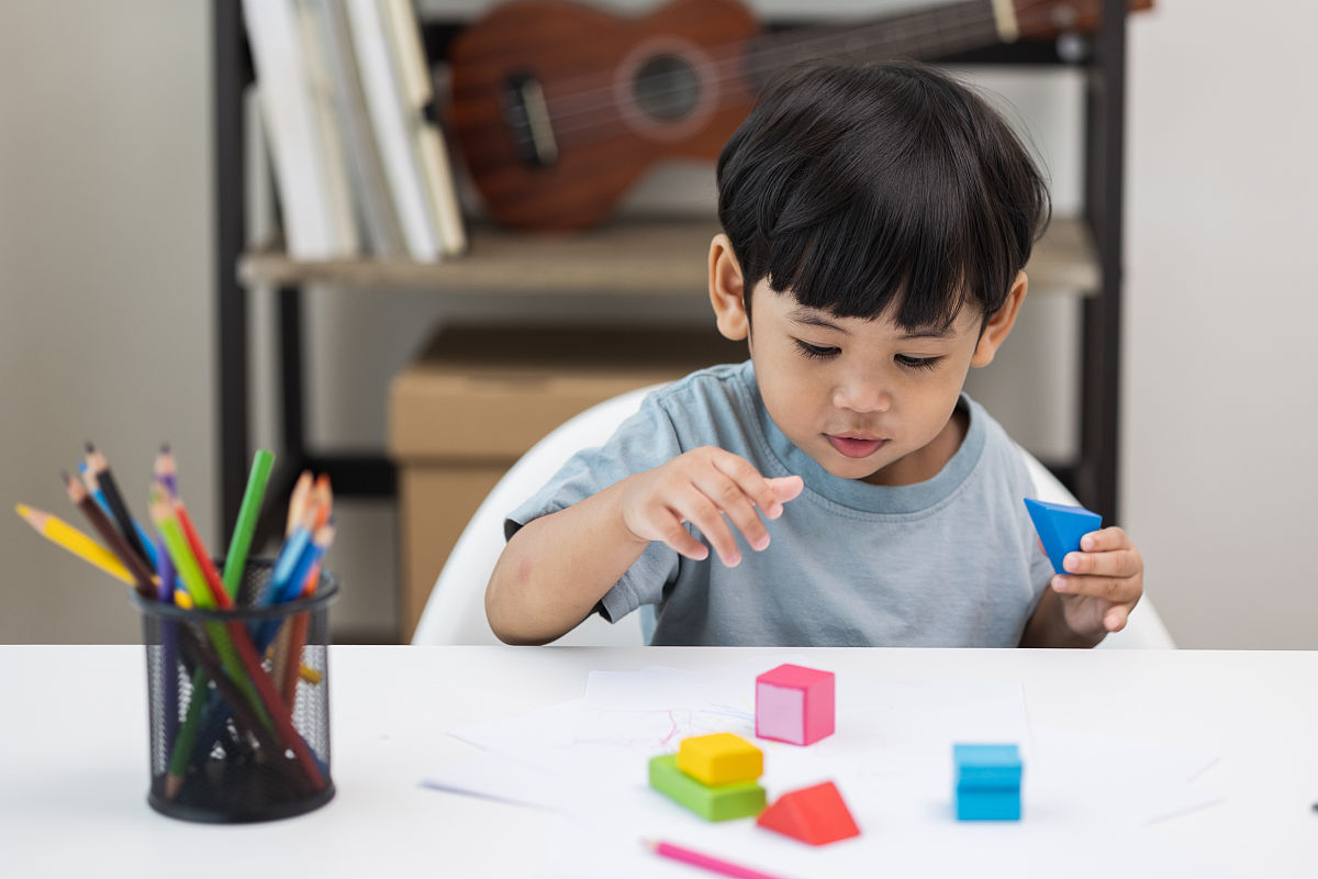 重庆幼师学校毕业包分配吗？就业前景及保障分析