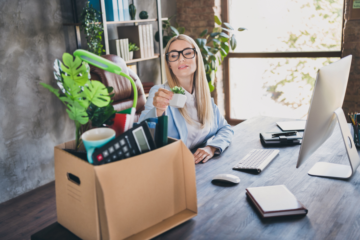 新冠疫情重创中国企业：近300万家企业倒闭，小微企业受冲击最大