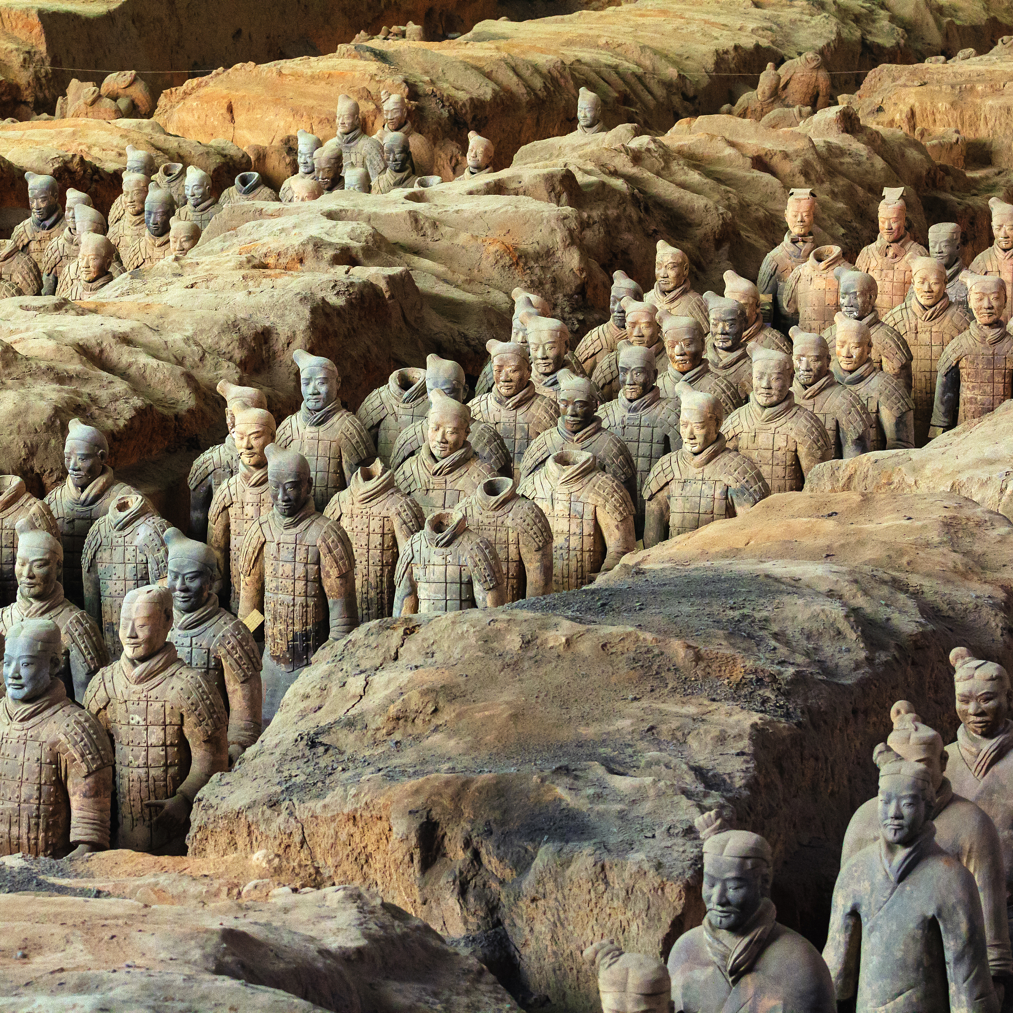 the terracotta warriors of eternal army of qin shi huang.