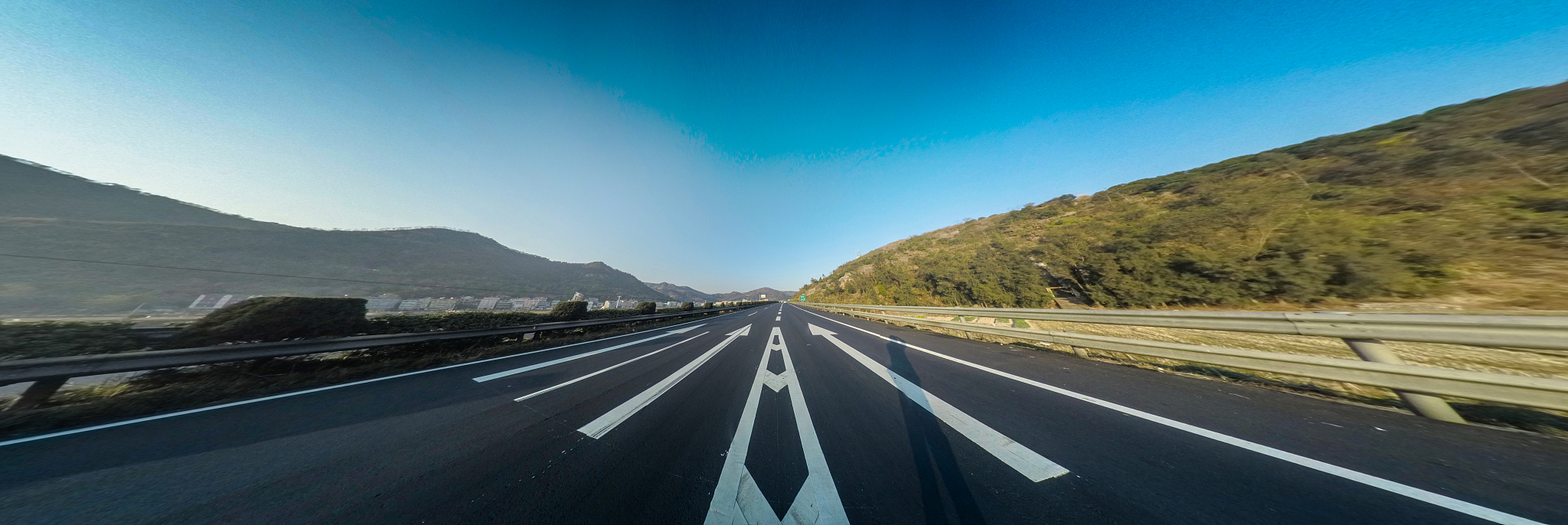 萍乡交通职业学校招生专业：道路桥梁、交通管理、物流等