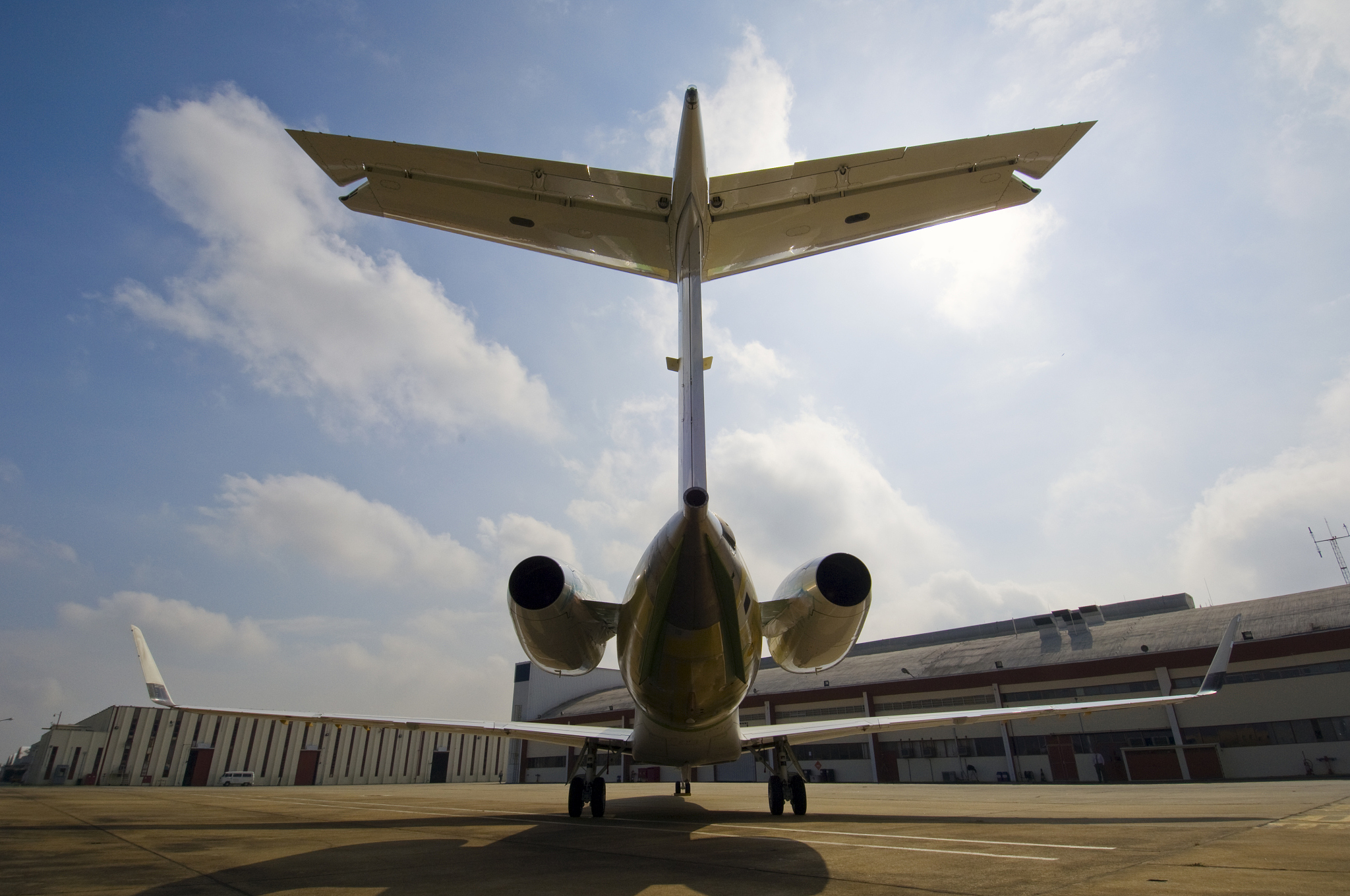 成都龙泉航空学院热门专业推荐：航空工程及相关领域