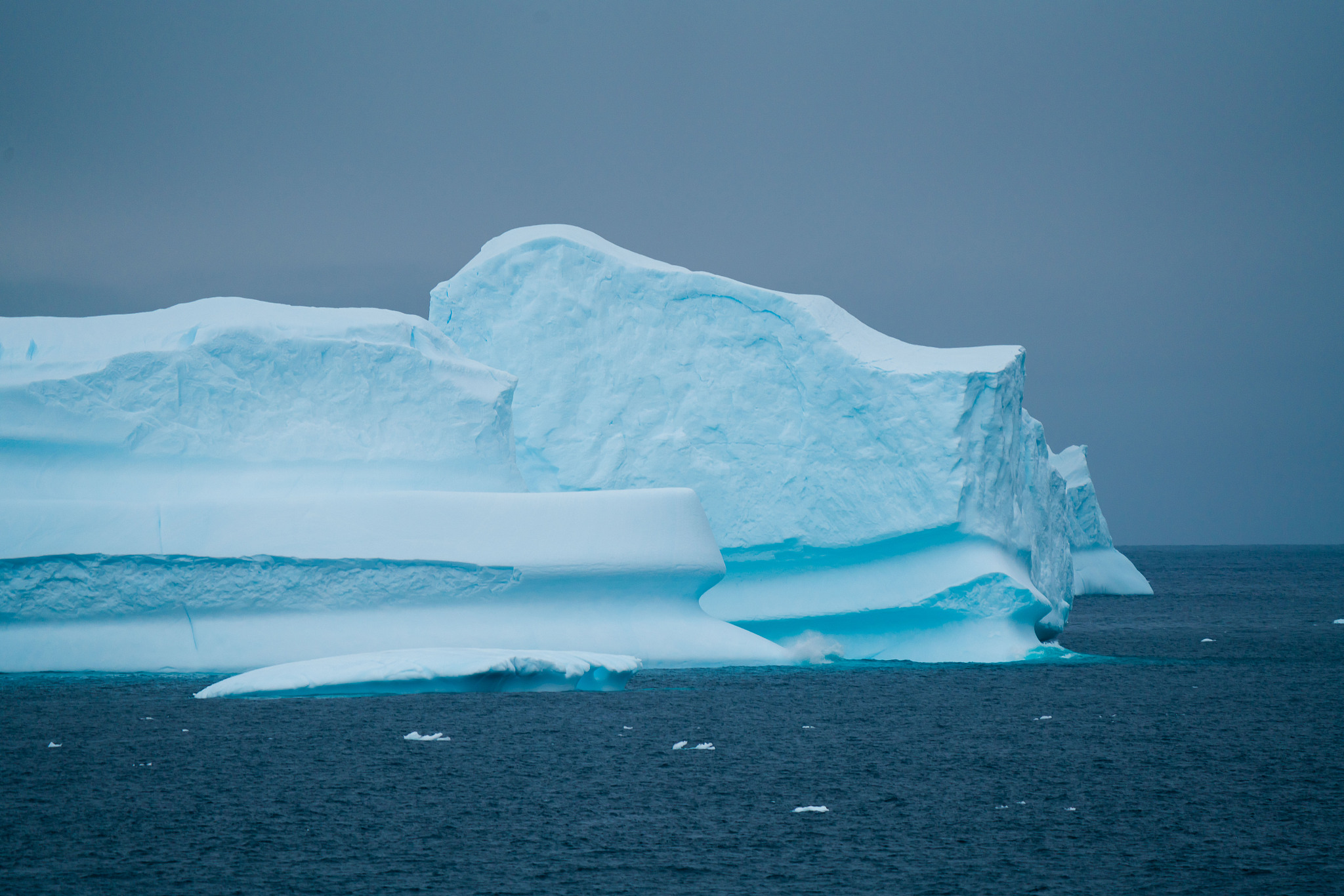 南极冰墙后面是什么