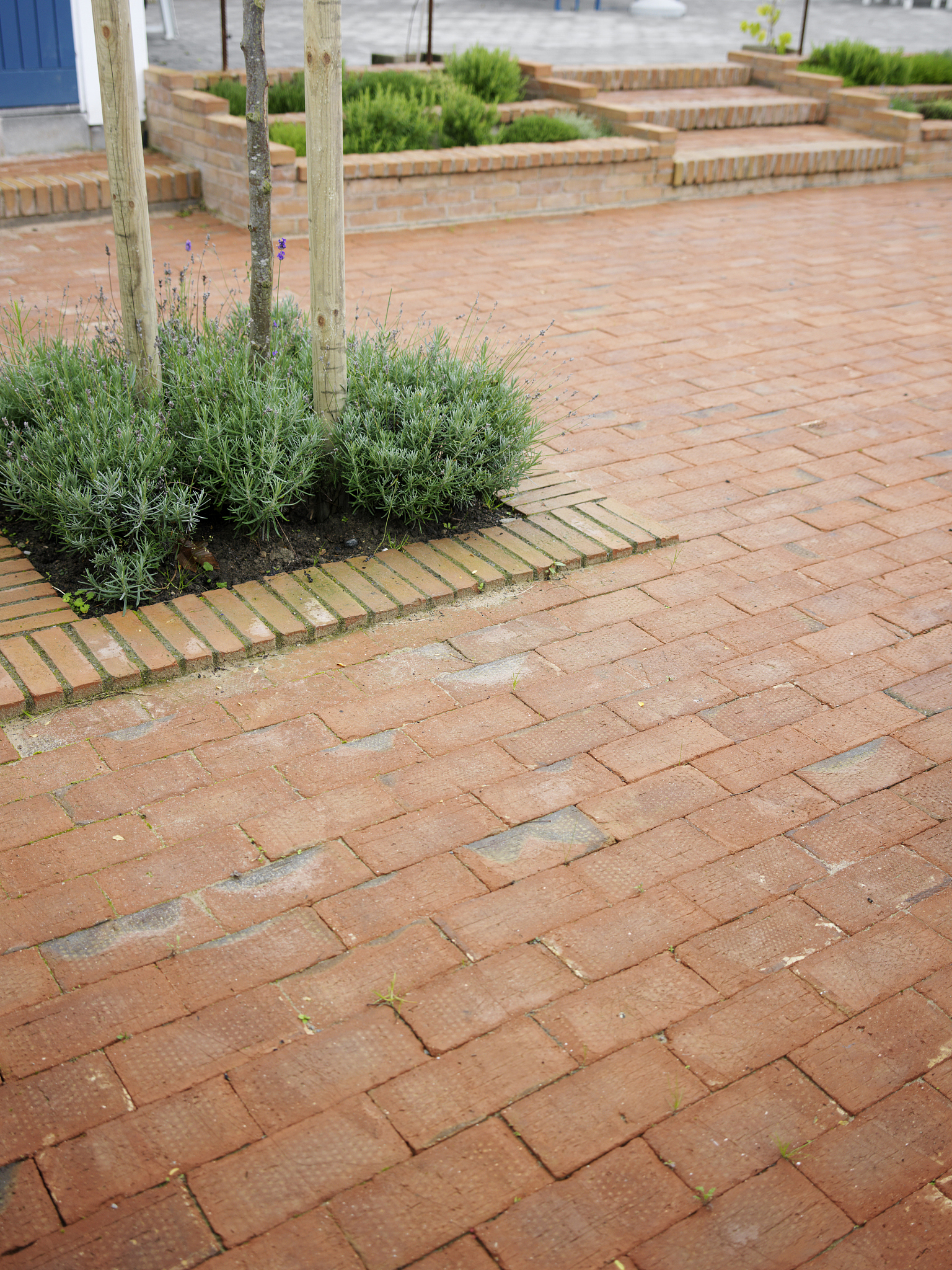 广场砖铺装具体步骤与内容