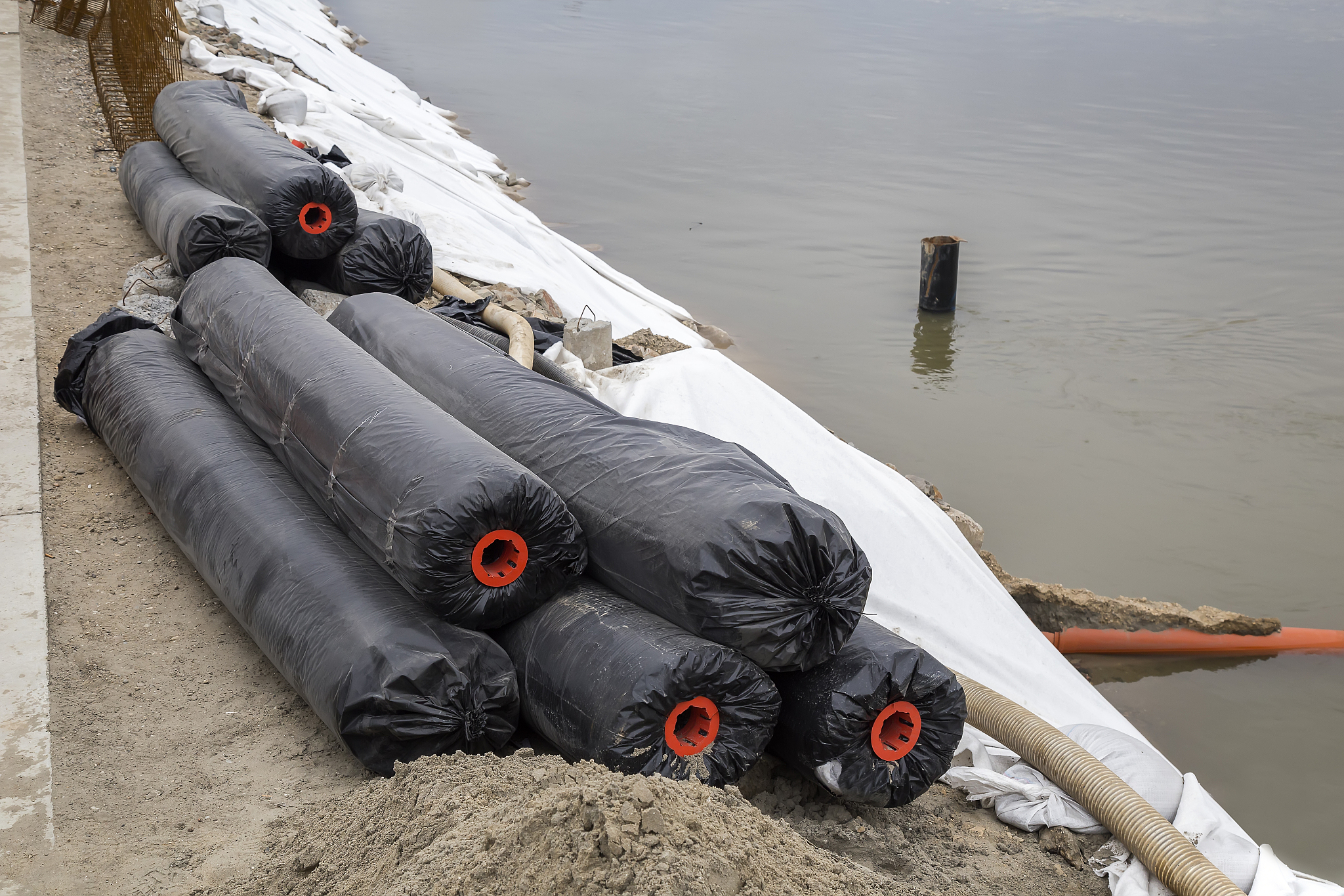 geotextile tubes for river bank protection
