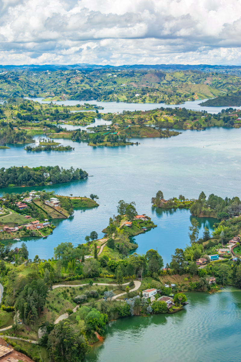 Using the refined management theory write a literature review of no less than 500 words about the lack of a perfect legal system in the protection process of Ludang Lake Wetland Park in Wujiang Distri