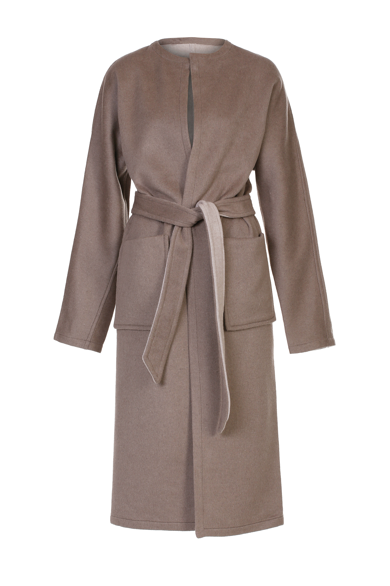 用美式英语写3条关于纯色双面毛呢大外套 白色 S产品的正面评论。内容附带评论标题评论单词数量小于40个单词。