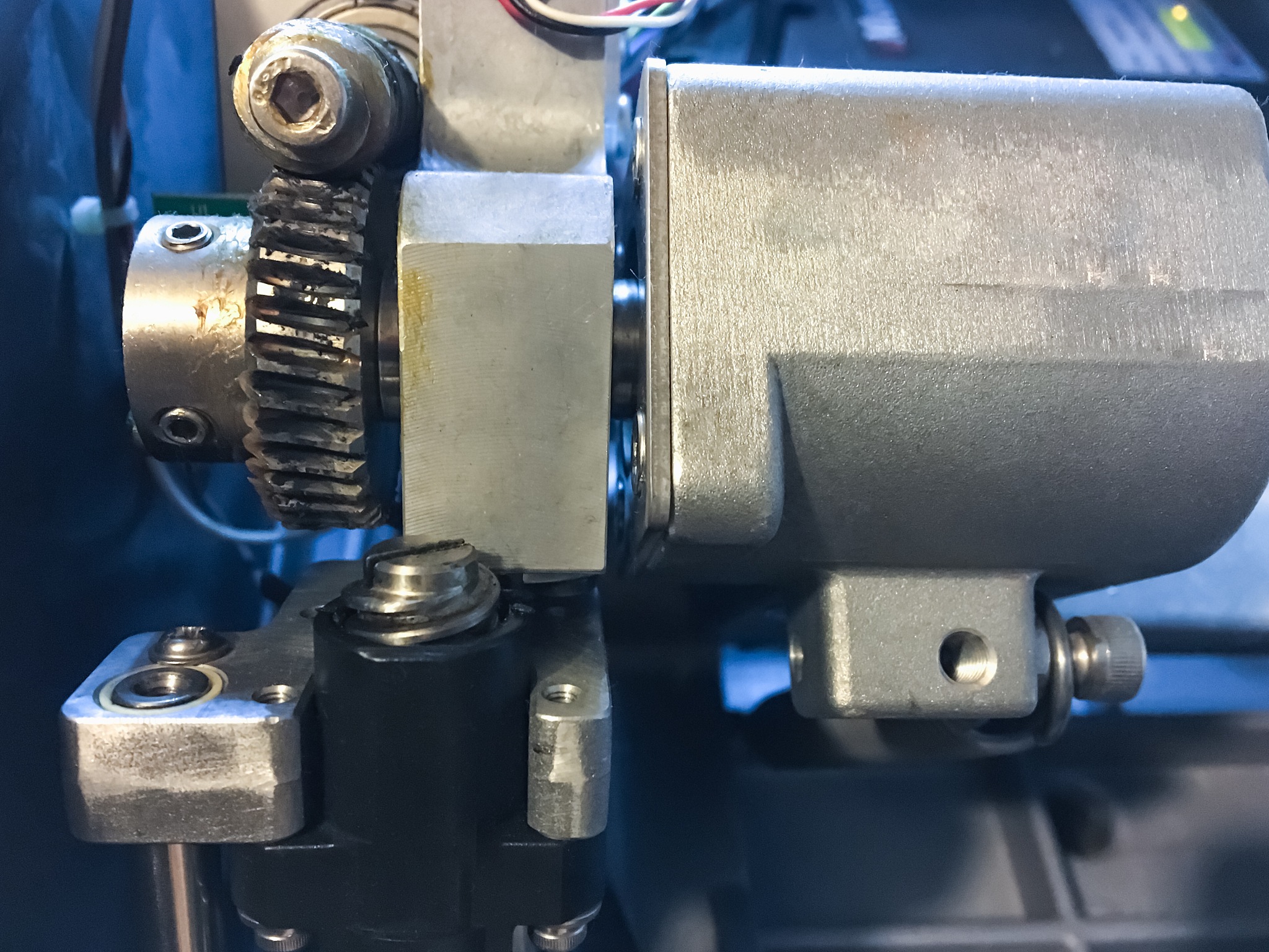 液压阻尼器：控制气缸速度的利器