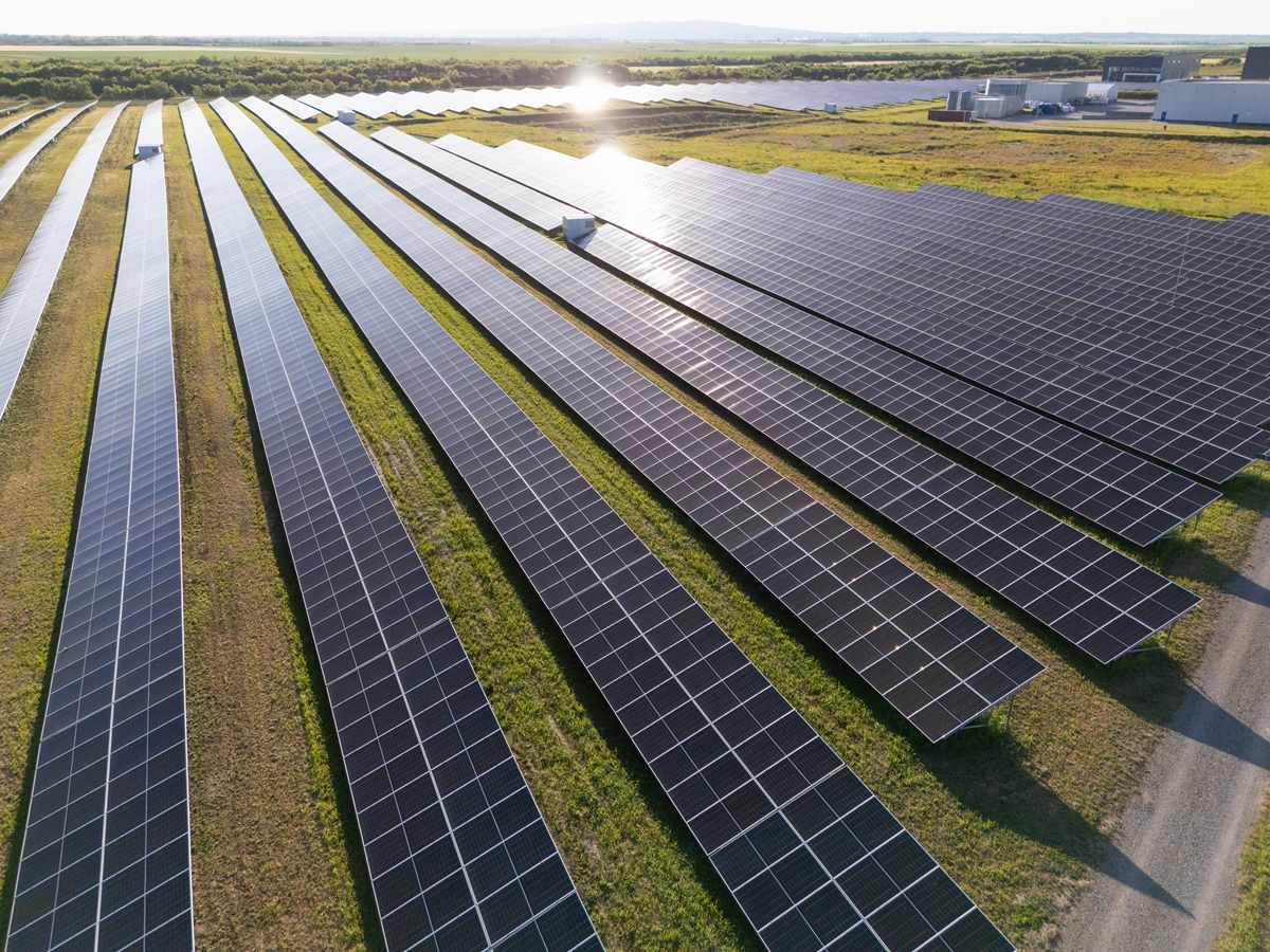 光伏发电在油田应用前景1000字