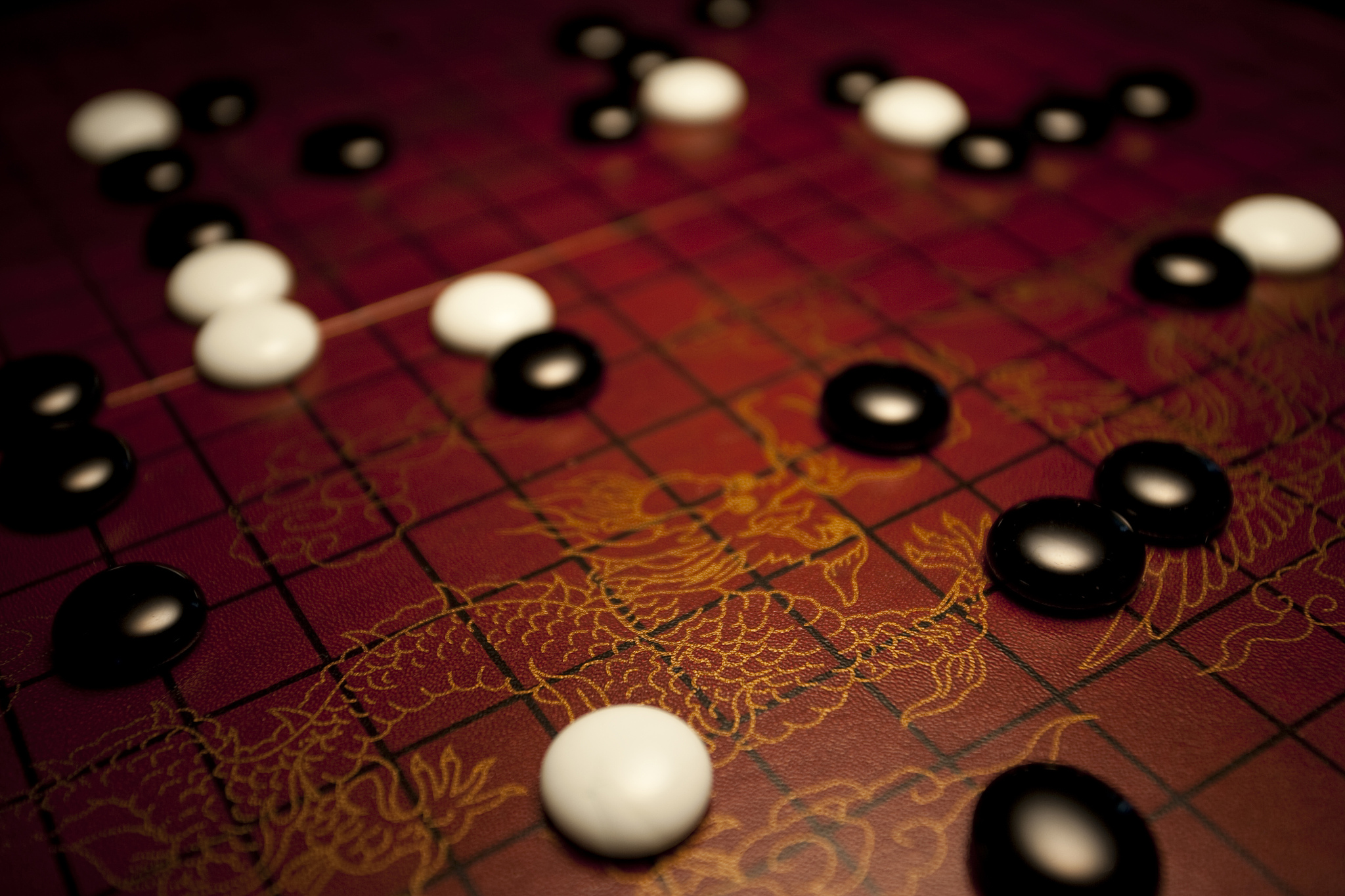 请帮我写1篇650字博客文章主题是：围棋是怎么下的