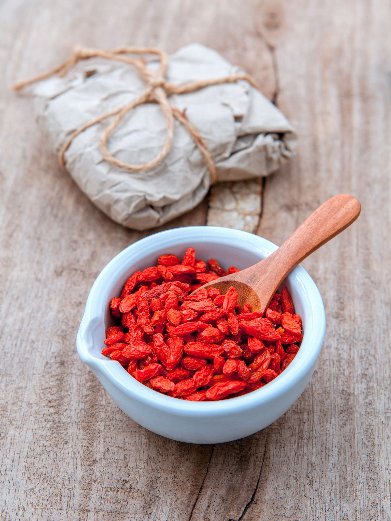 不注重饮食对皮肤的影响：痘痘、干燥、松弛、脱发、黯淡无光？