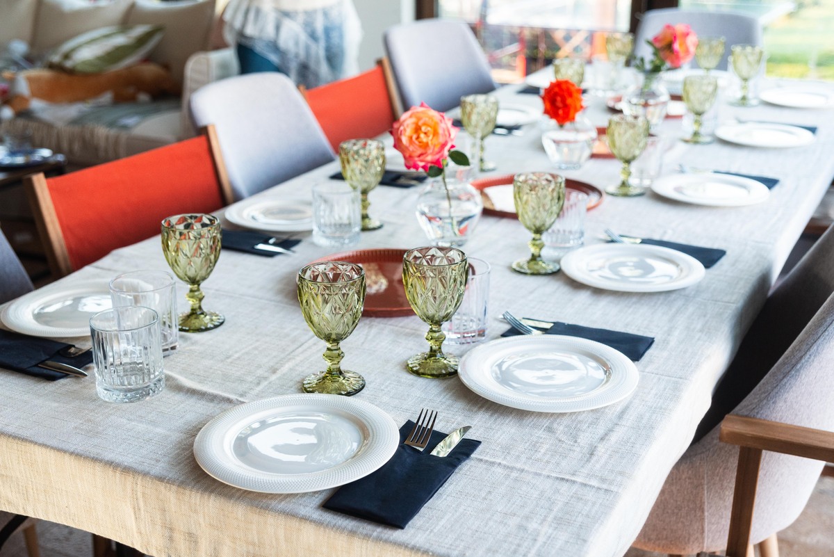 吃西餐怎么拿刀叉