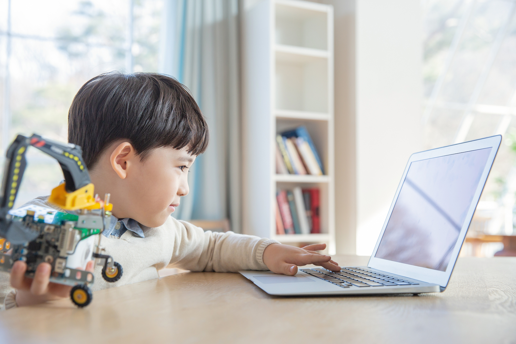 武汉商贸职业学院应用韩语专业怎么样？就业前景、文化交流、个人发展