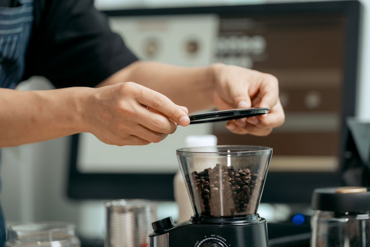 咖啡师工作内容：从咖啡制作到客户服务，全面解析