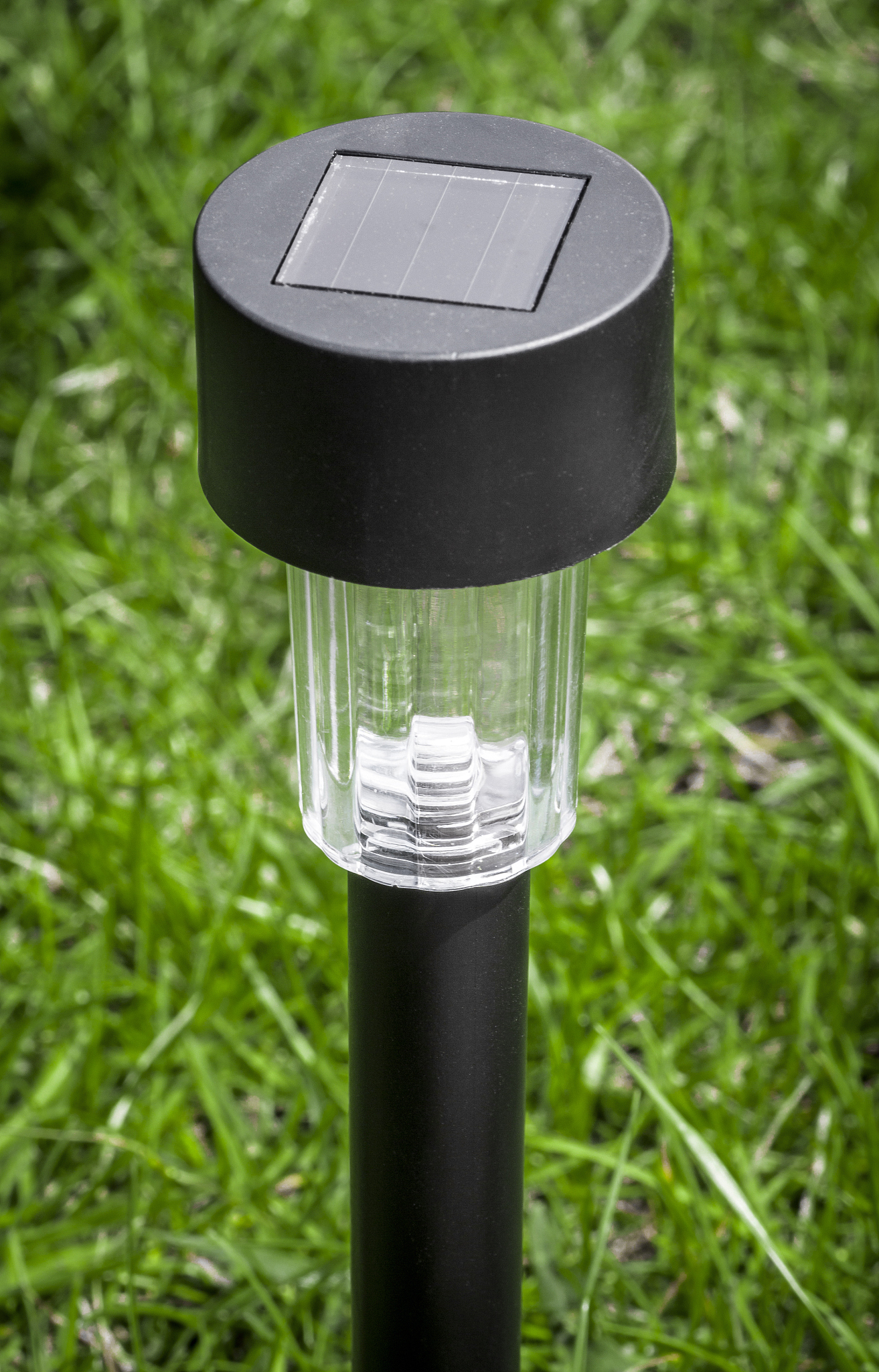 植物灯不会放入水中浸泡IP67完全没必要。翻译成英语