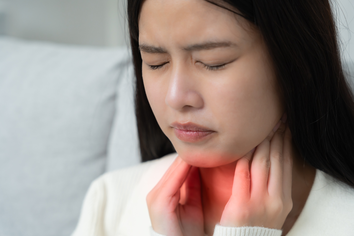 急性扁桃体炎：发热、咳嗽、咳痰、疼痛的原因