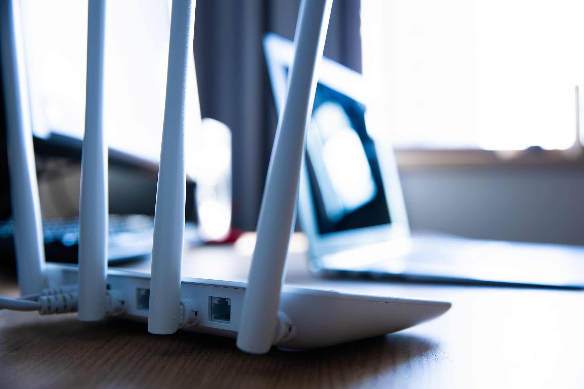 贵州省邮电学校：初中毕业读焊接专业好吗？