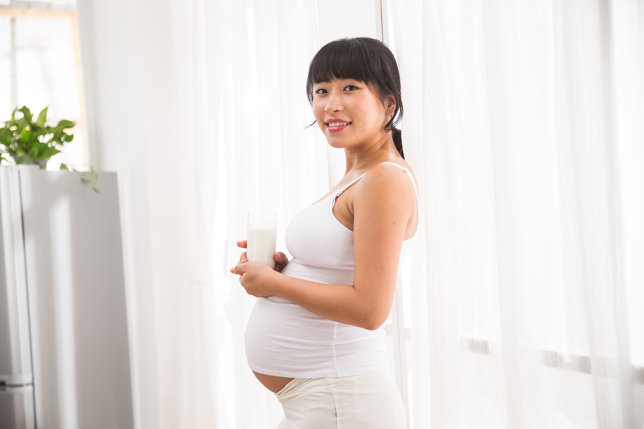 孕妇喝牛奶