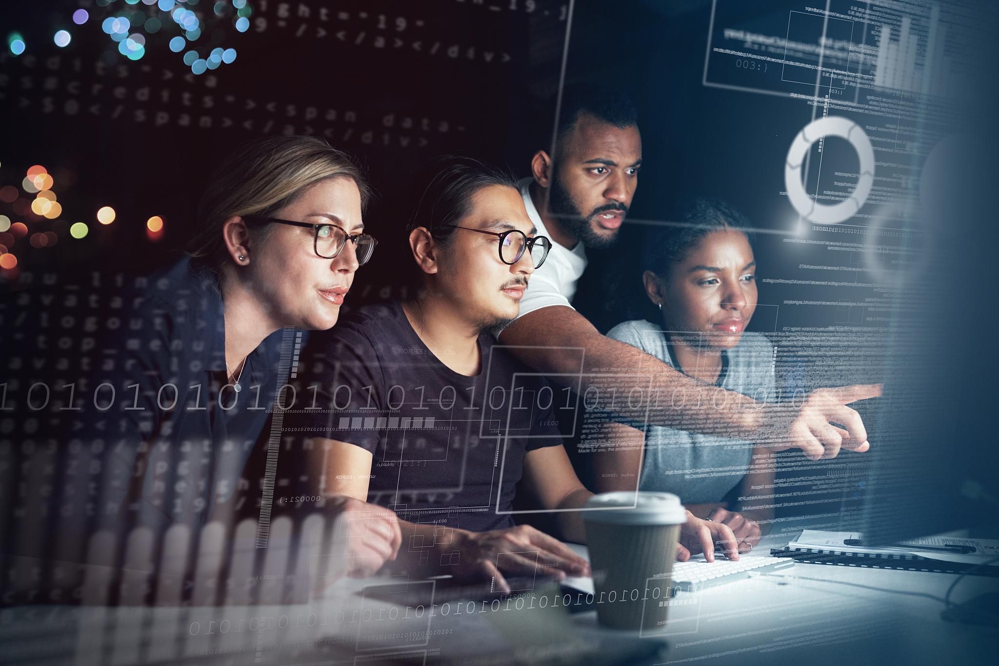 我要微这边小说确定几个人物请给几个参考我需要主角为男性还需要几个主角的朋友和父母他们都是中国人请为他们设定年龄职业性别性格