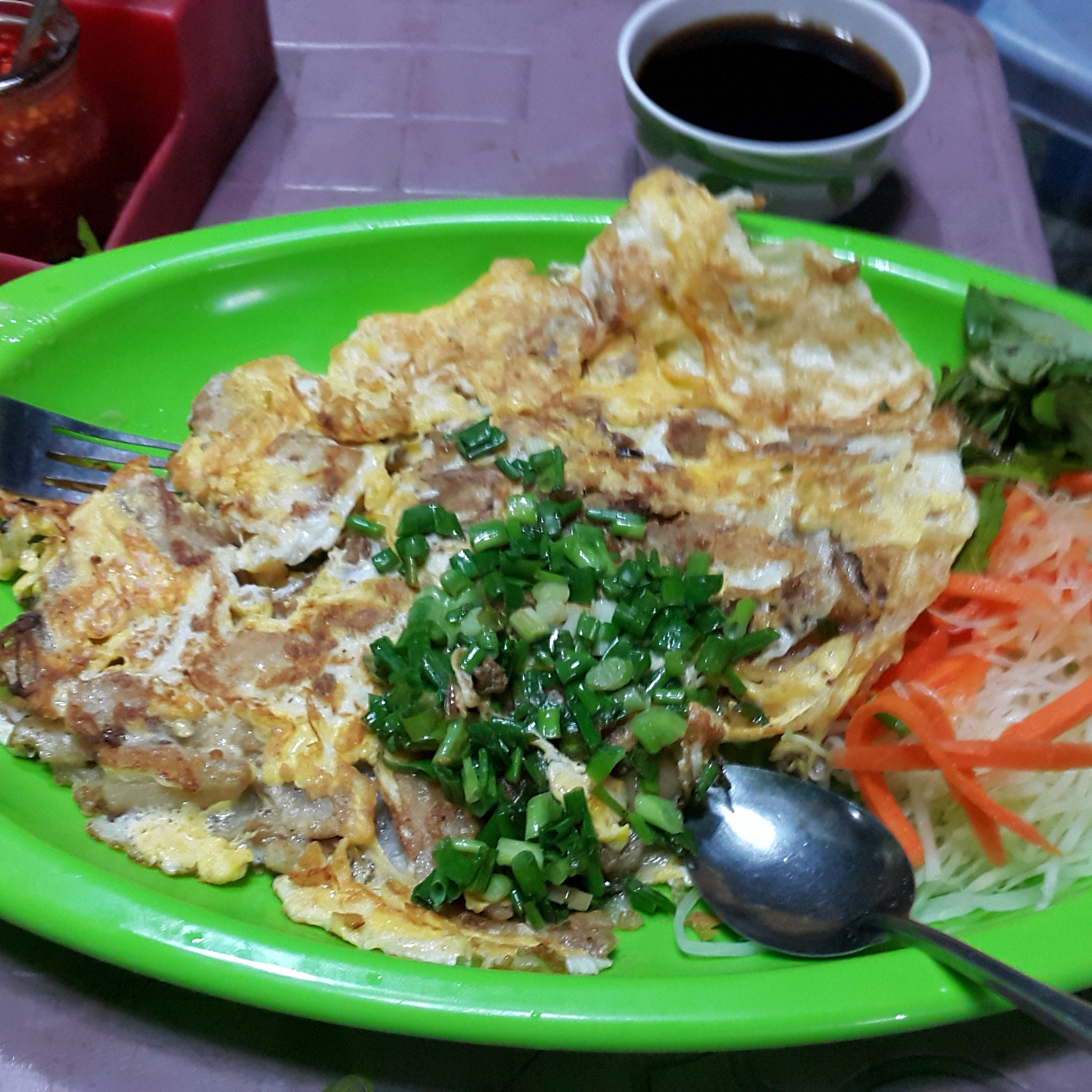 厦门小吃攻略：沙茶面、海蛎煎、沙琪玛等特色美食推荐