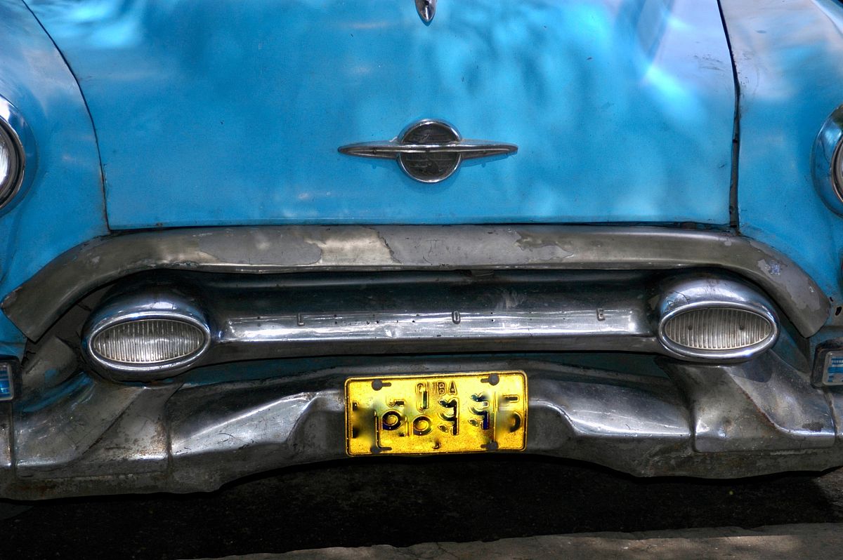 51单片机定时器初值计算公式51单片机定时器初值计算公式为：初值 = 计时器时钟频率 × 计时时间 分频系数 - 1。其中计时器时钟频率为定时器计数时钟的频率计时时间为定时器计数的时间分频系数为定时器的分频系数。初值即为定时器计数器的初始值。解释每个参数的含义：1 计时器时钟频率：指定时器计数时使用的时钟频率一般为单片机的主频也可以通过设置分频系数来改变。2 计时时间：指定时器计数的时间单位为秒