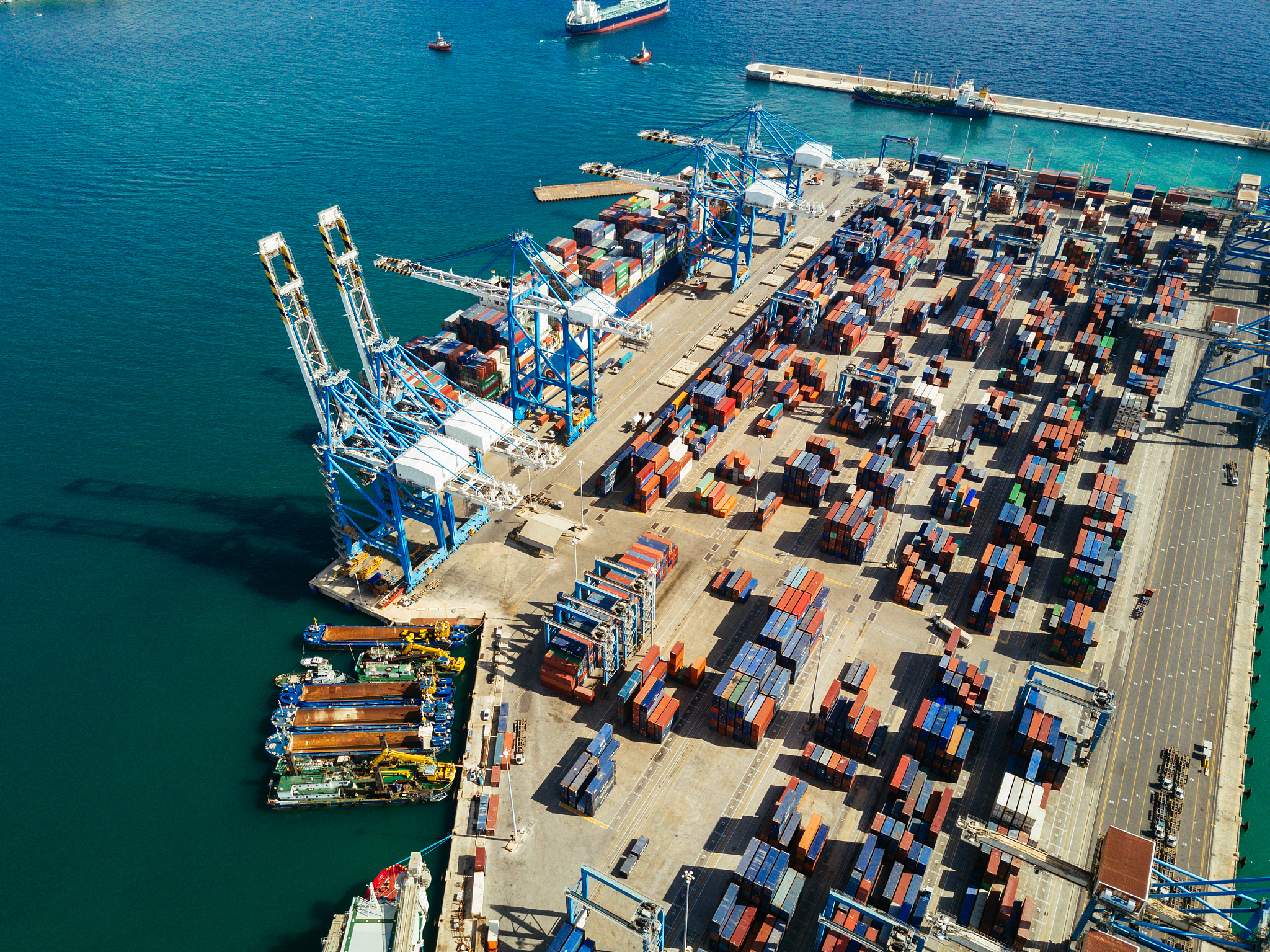 港口实习生发展规划：学习、实践、提升与未来