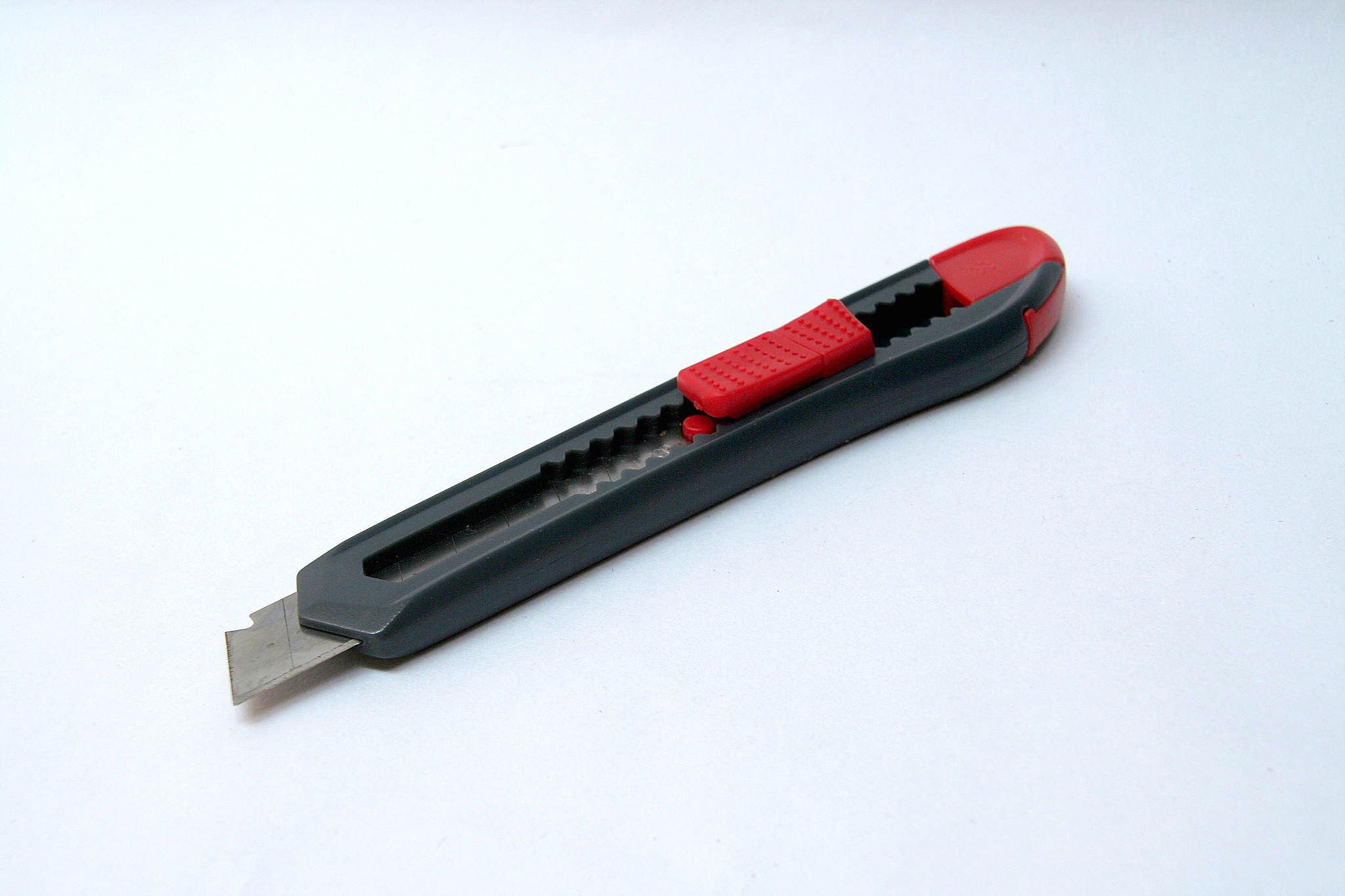 轻舞纸影，手中创意！手动双向轻型滚动裁纸刀，解锁你的手工DIY新技能！