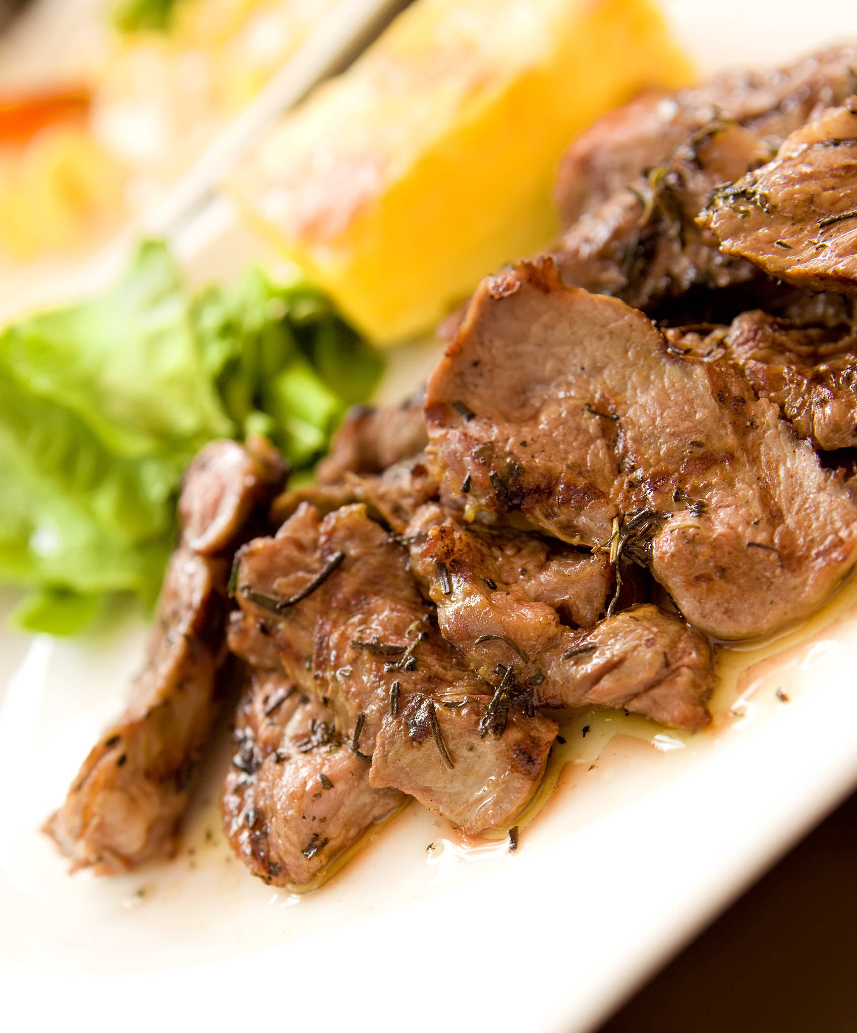 牛排历史：从古代起源到现代盛行