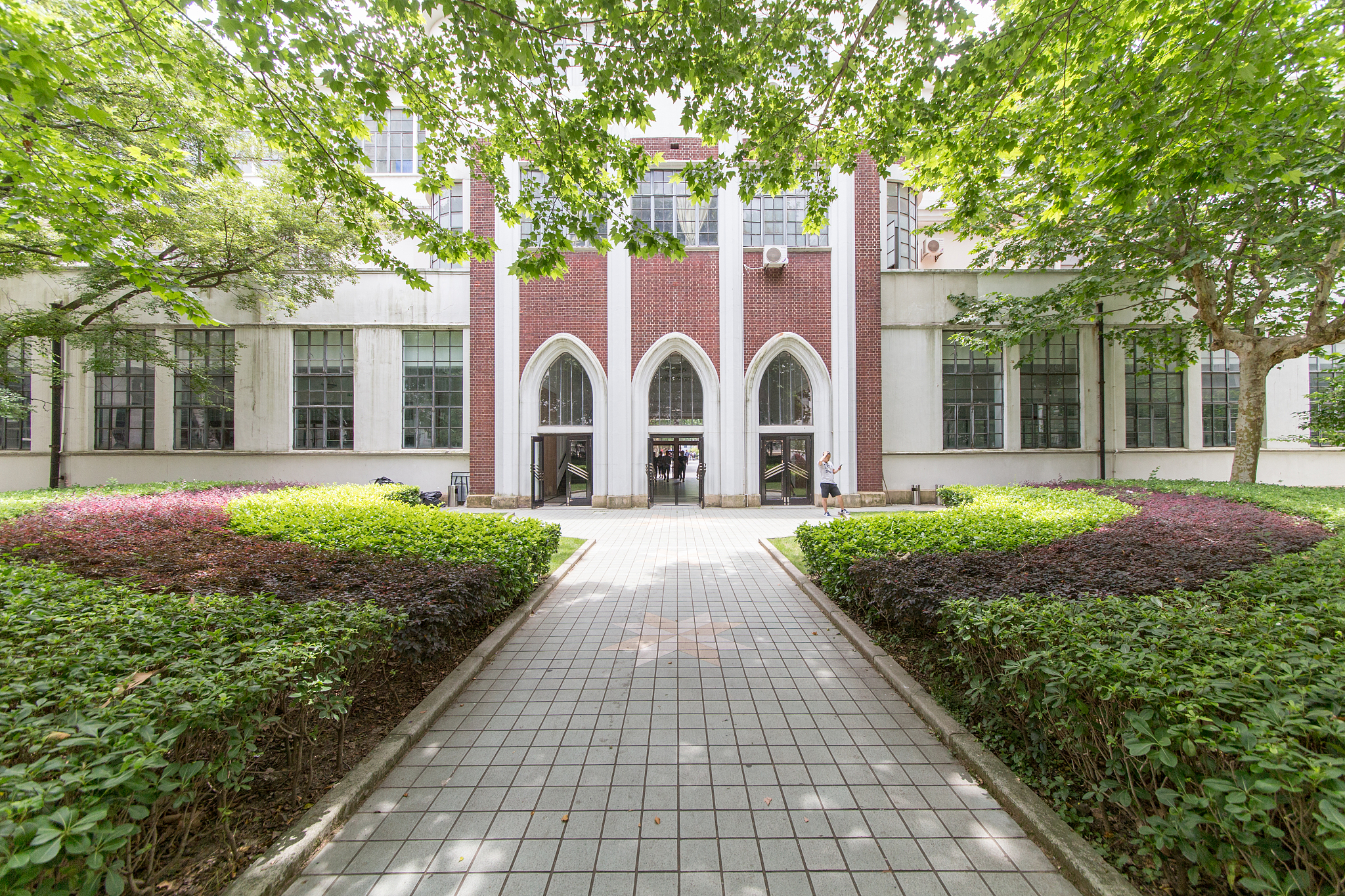 上海龙柏中学升学率:95%以上,名校录取率高! 上海龙柏中学升学率:95%以上,名校录取率高!