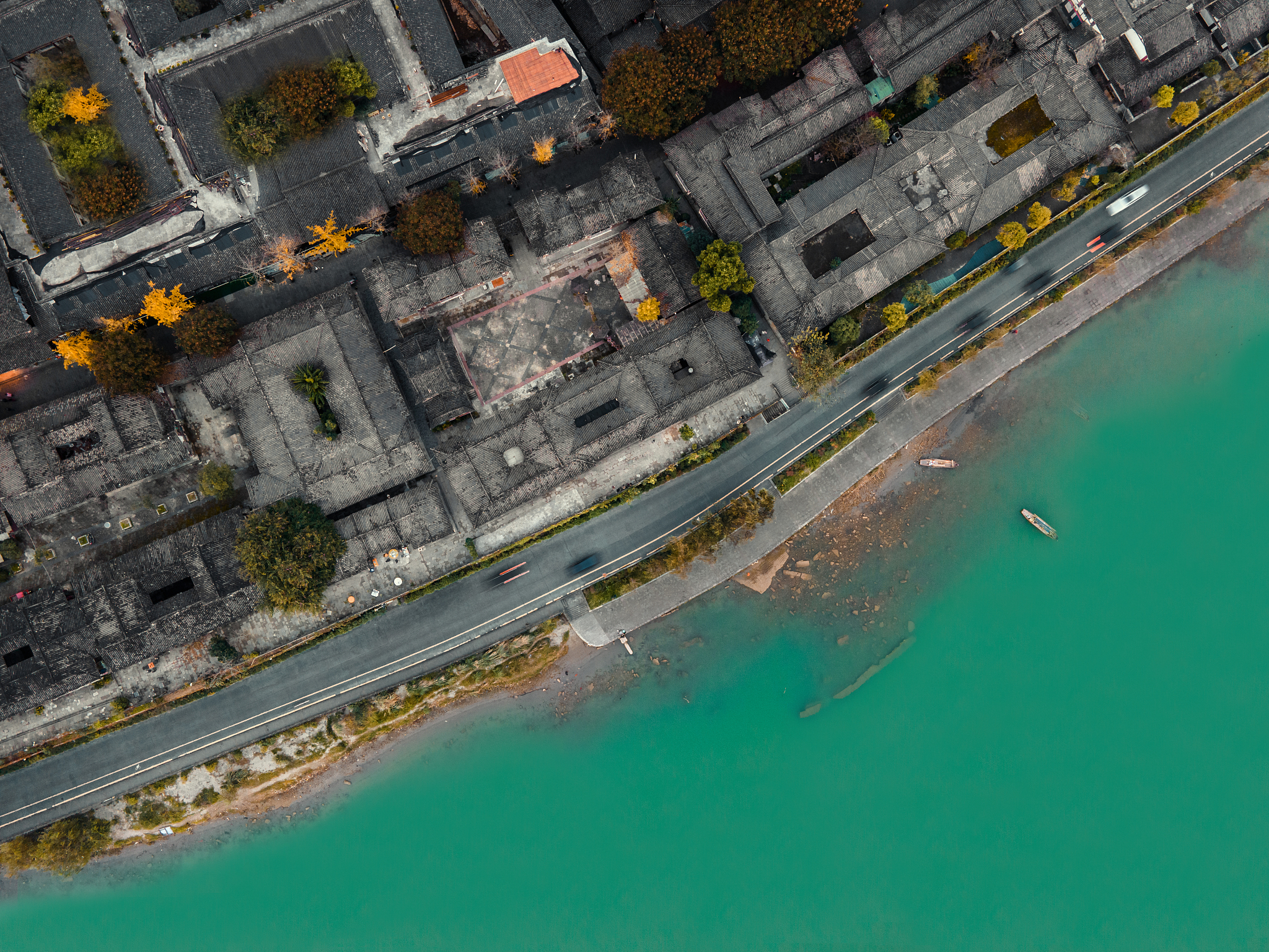 澳珠港大桥下的秘密：恨天古国的传说