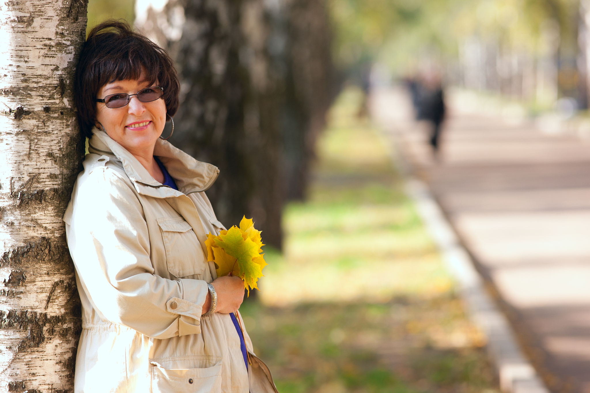 我是一个快要四十岁的中年女性生活在北京我有一个快要六岁的孩子。我做着一个还算挺体面的工作收入不错我自己的家生活也不错但是在这个时候快要40岁的时候。我的生活发生了一个比较大的变化然后才觉得自己才刚刚成年。简单介绍一下她出生在一个比较好的家庭29岁那年他结了婚。现在回忆起来婚后这十年的生活几乎是完美。这些年她和丈夫各自的事业都发展的很顺利夫妻双方的感情也一直很好家里很快有了房有了车也有了孩子步入了所