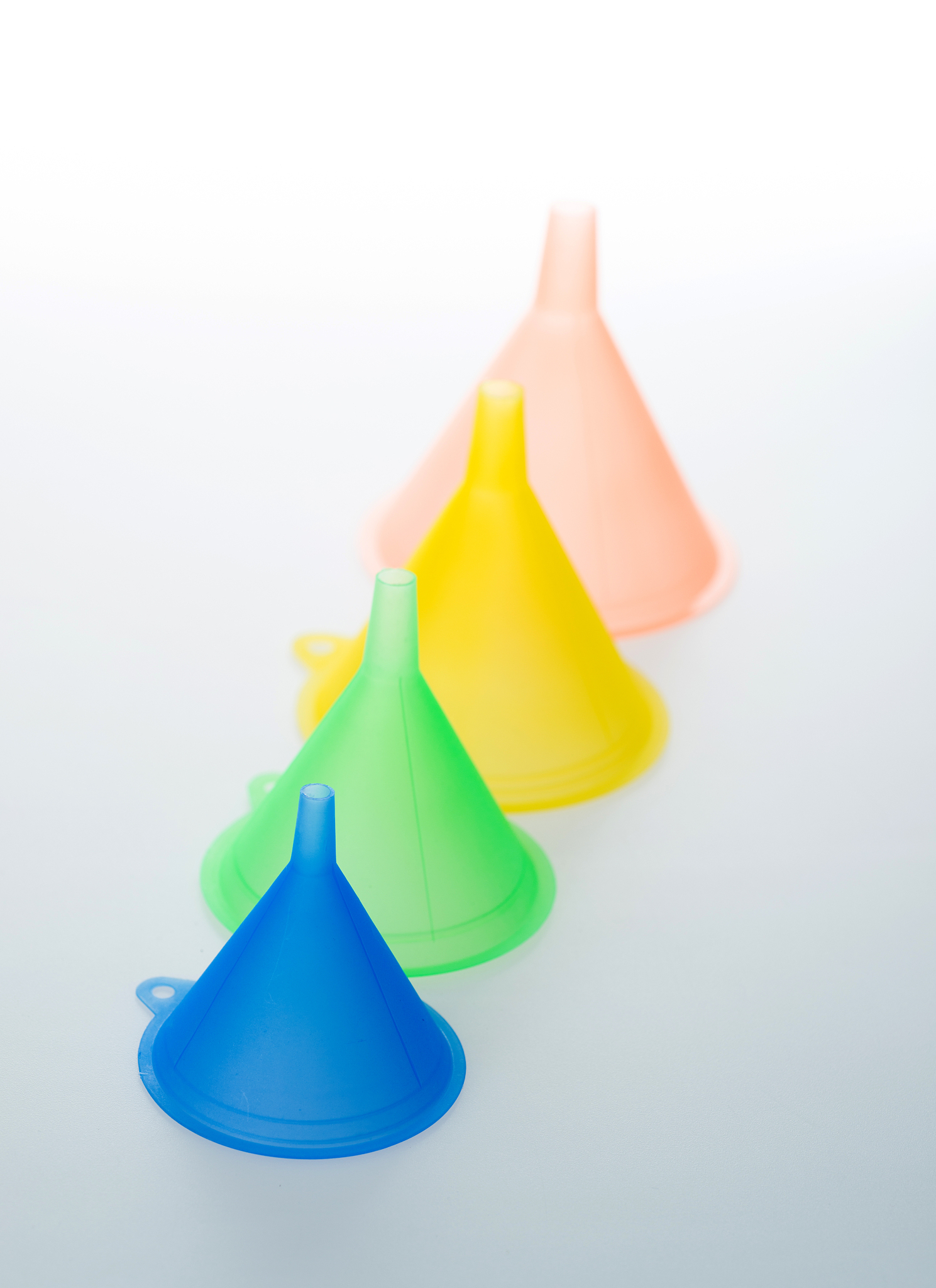 日常生活中常见的圆锥形物体：你身边有哪些？