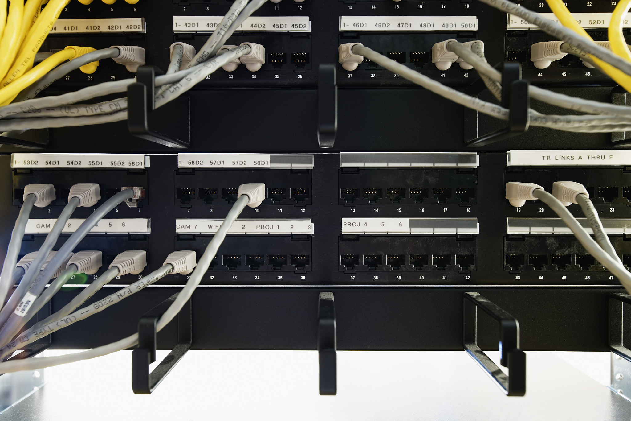 银行柜台电缆线路整理指南：7个关键要点