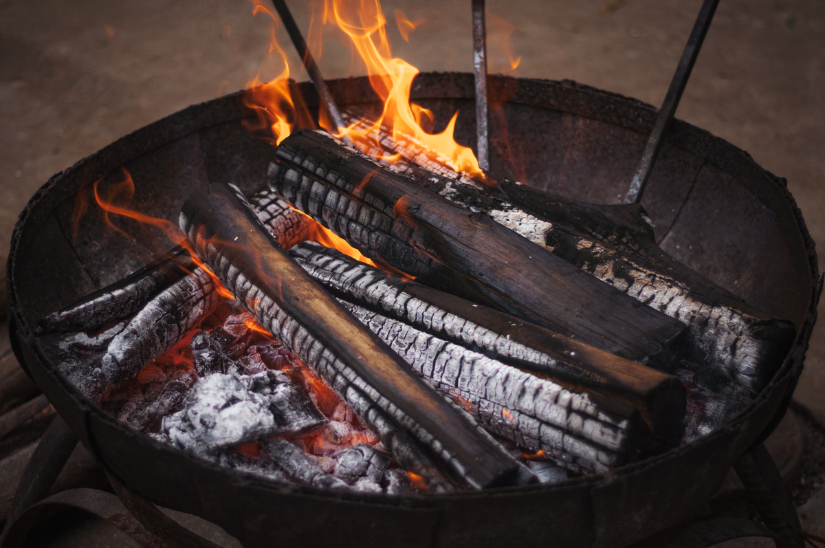 烧烤碳为什么不冒烟