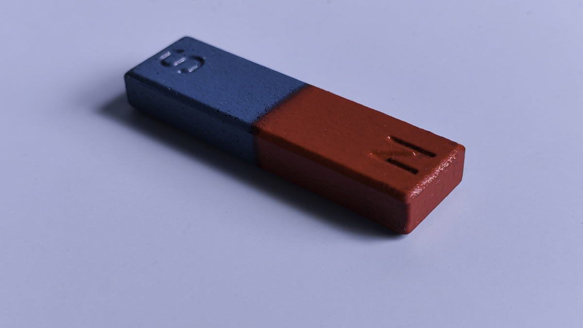 What types of materials can be processed using a zipper tester