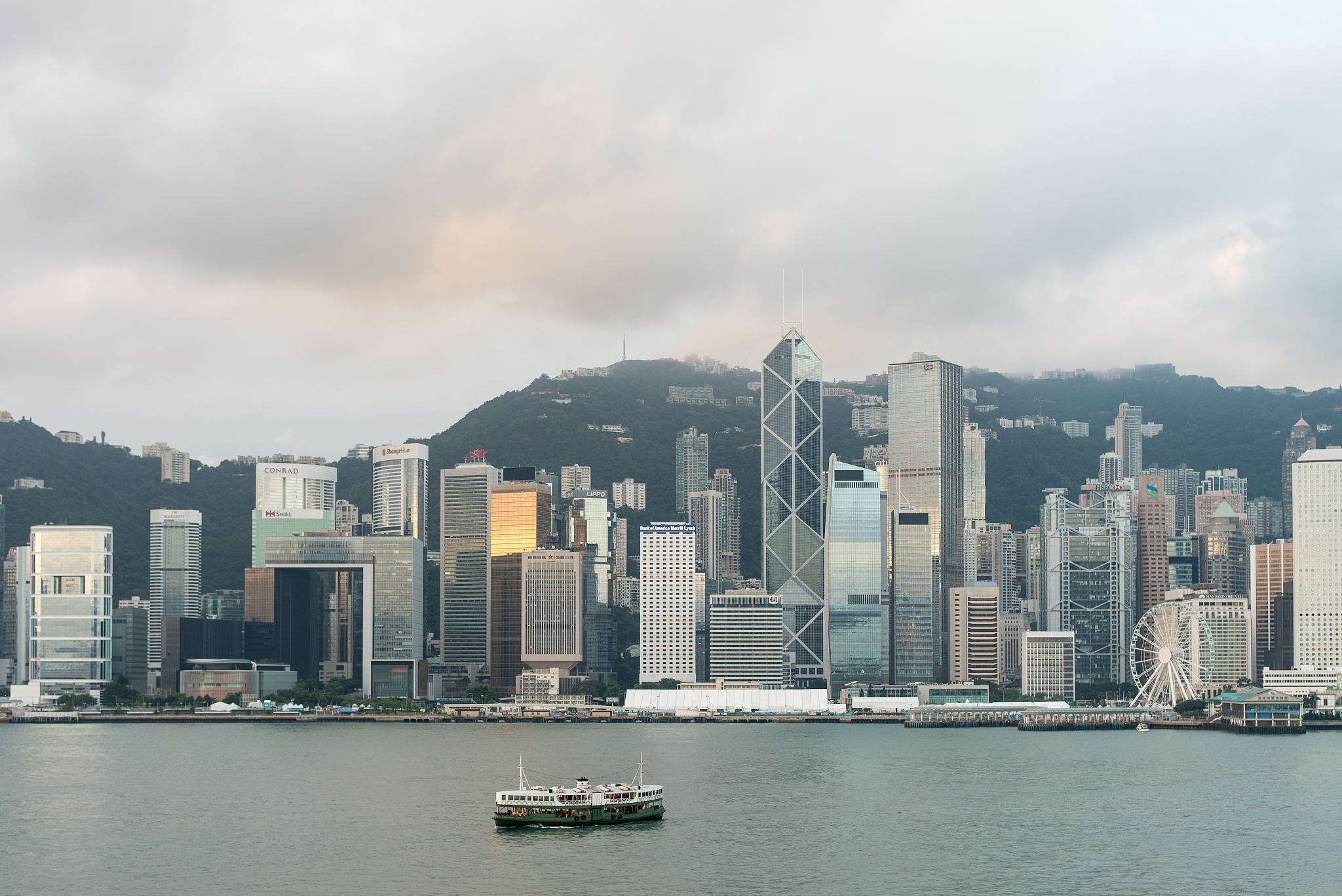 victoria harbour, hong kong