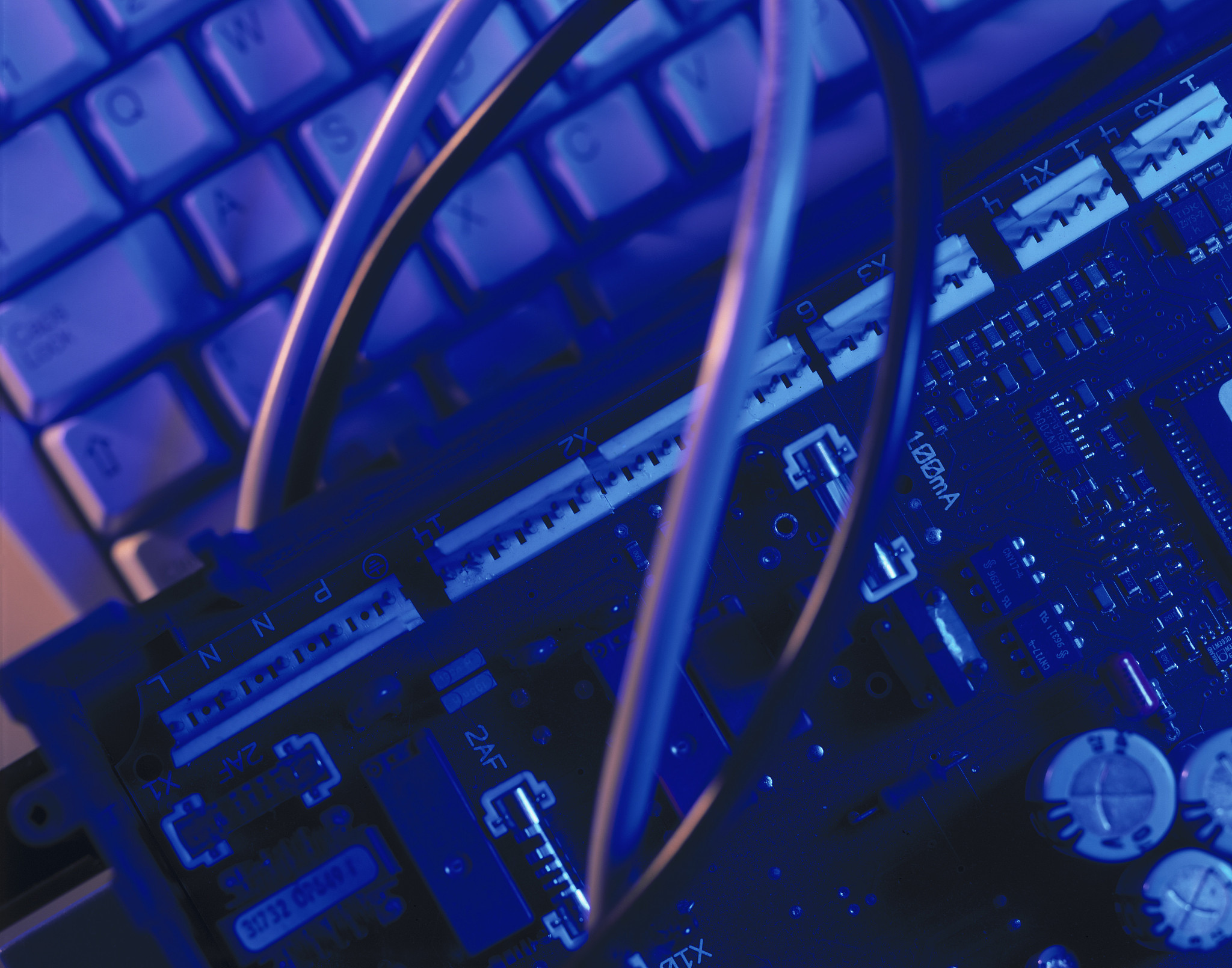 What is a Computer? Definition, Components & Uses