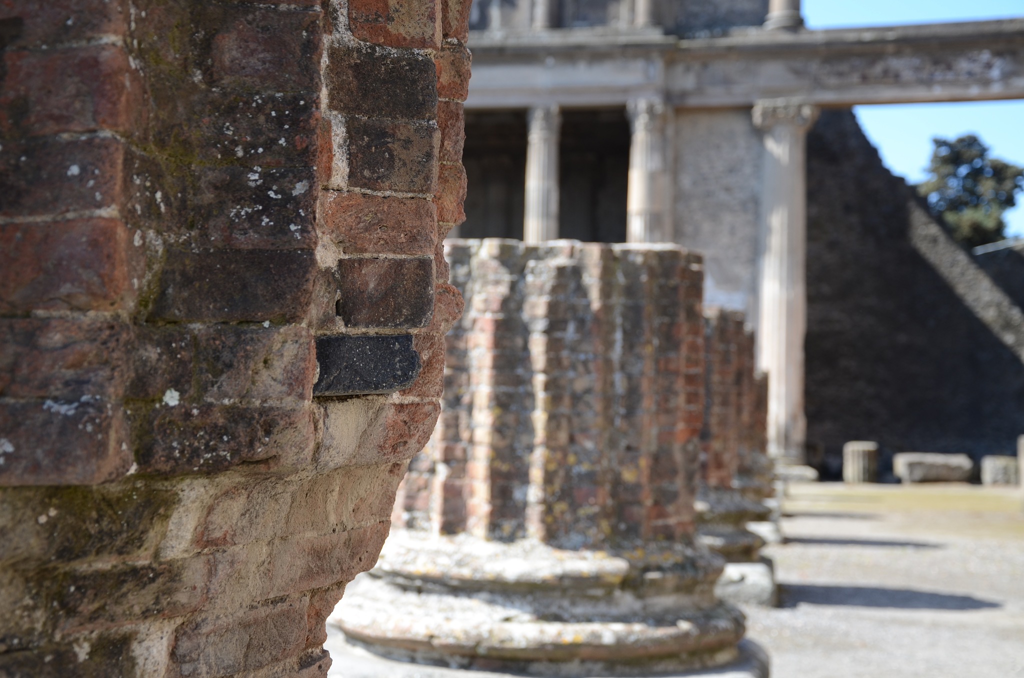 ruin of pompeii
