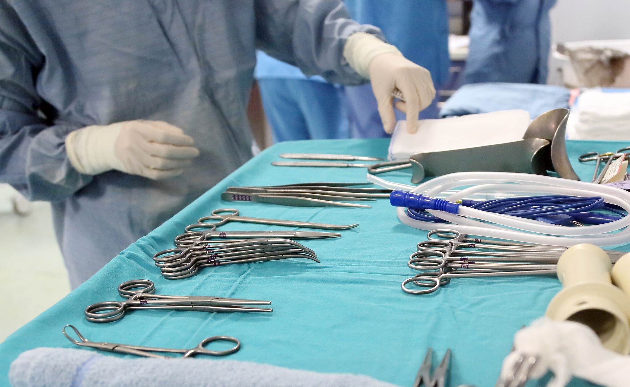 腹腔镜手术器械使用时间：反映医生技能的关键指标