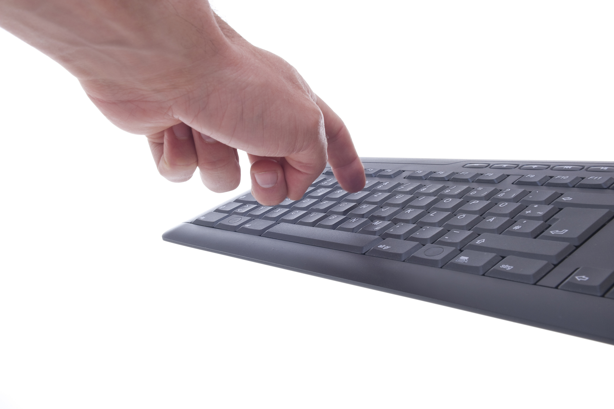 键盘实际是由排列成矩阵形式的开关组成，它是单片机系统中最最常用的人机联系的一种设备。用户通过键盘可以向单片机CPU输入数据、地址、指令。键盘按其结构型式可分为编码式键盘和非编码式键盘。本次使用的是非编码键盘。它由产生被按键的编码，结构简单，但使用起来不如编码式键盘方便；改写这段话进行降重