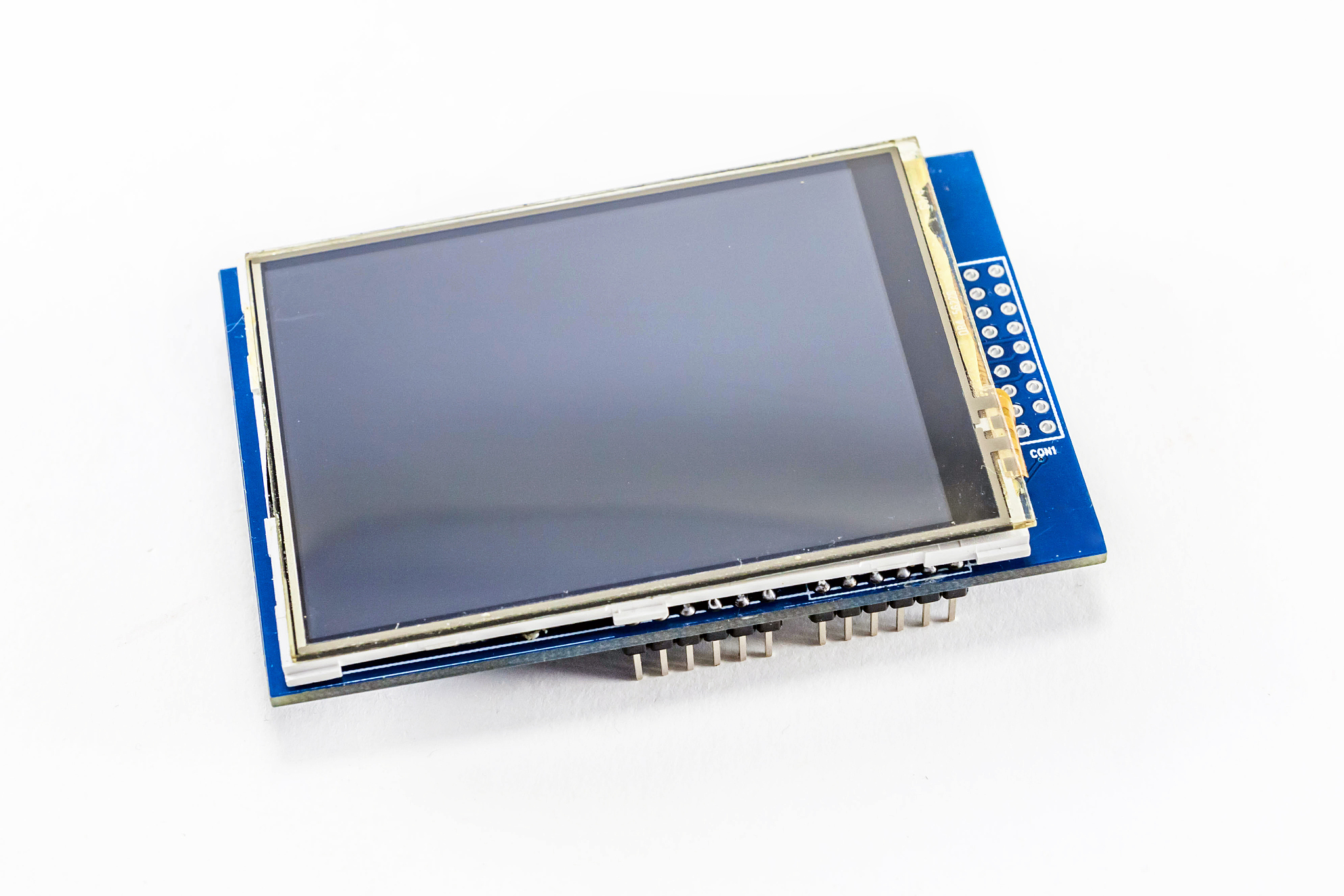 请用3000字写出TFT技术的发展过程和原理最好有图示