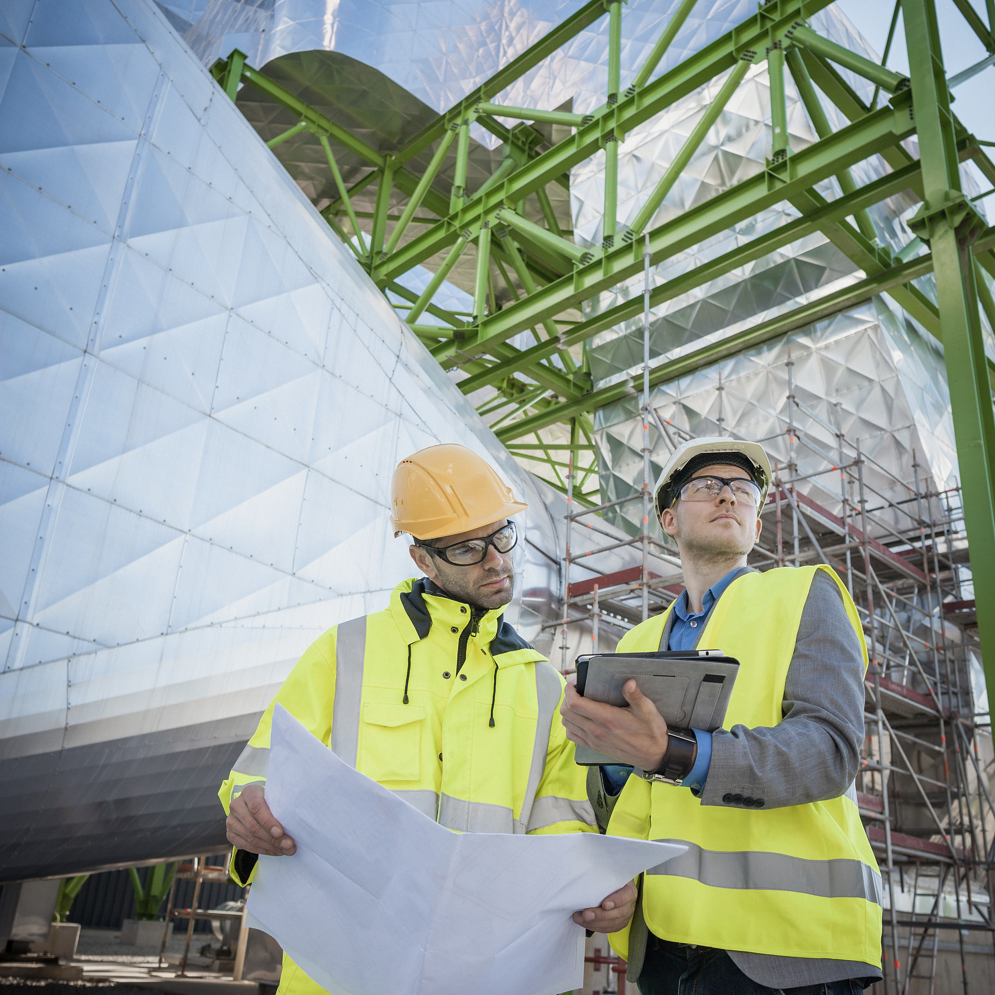 无人机装调检修工的爱岗敬业与工作内容 - 考试题及解析